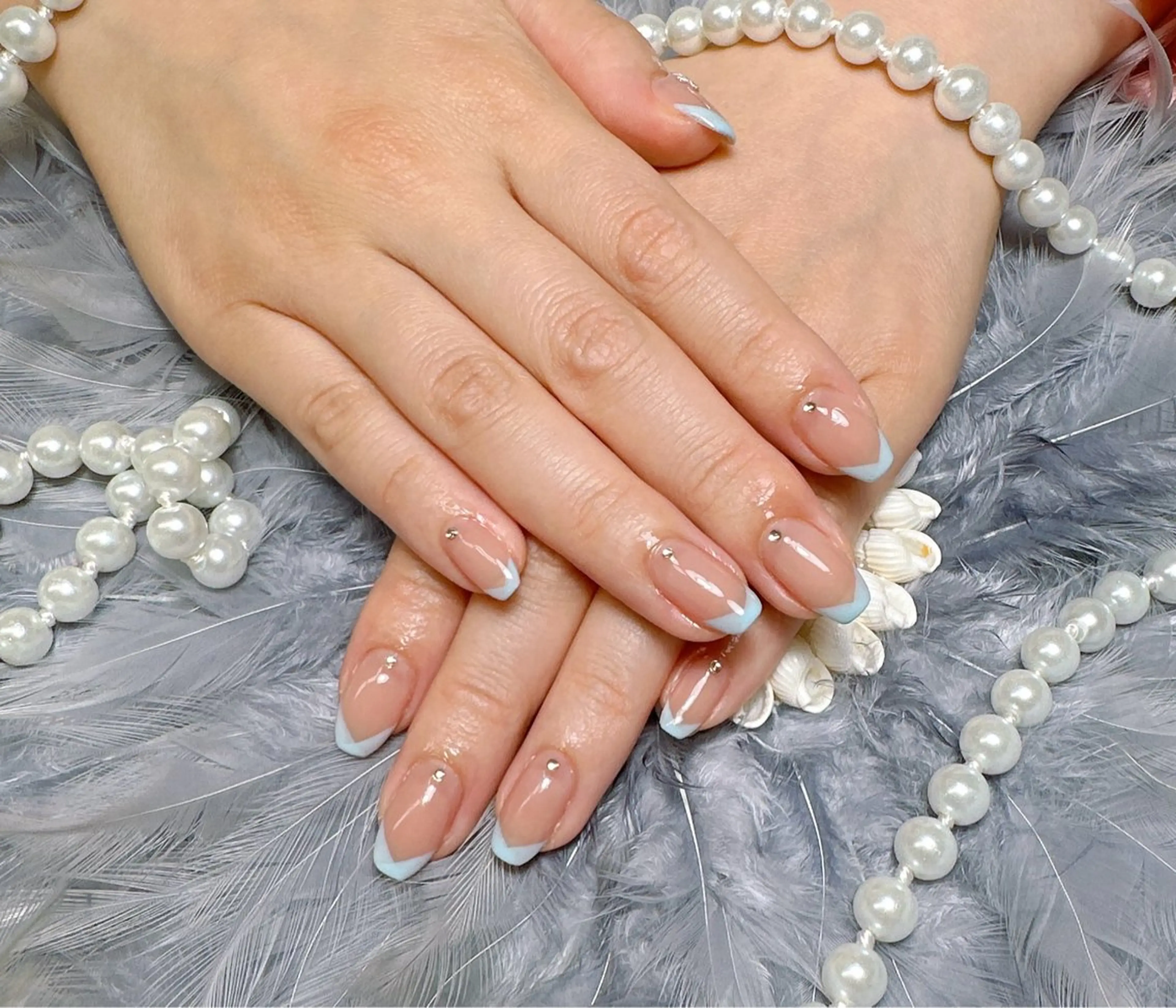 ネイル フレンチネイル ハンドネイル Pretty Nail Salon     　(ジェル&ケア)所属・Pretty Nail Salonのネイルデザイン