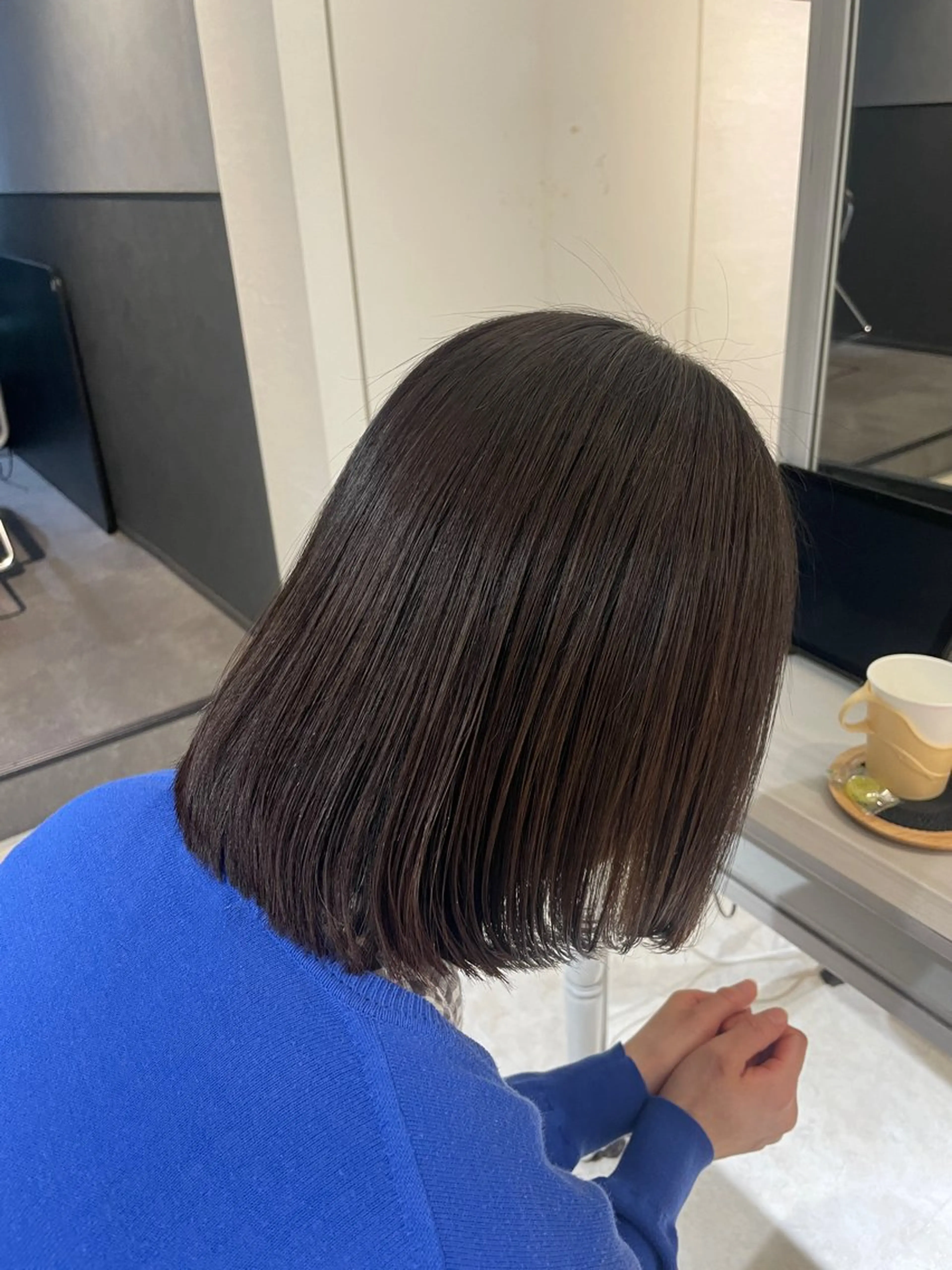 ミディアム カット ヘアカラー トリートメント le. pidorgeのヘアスタイル