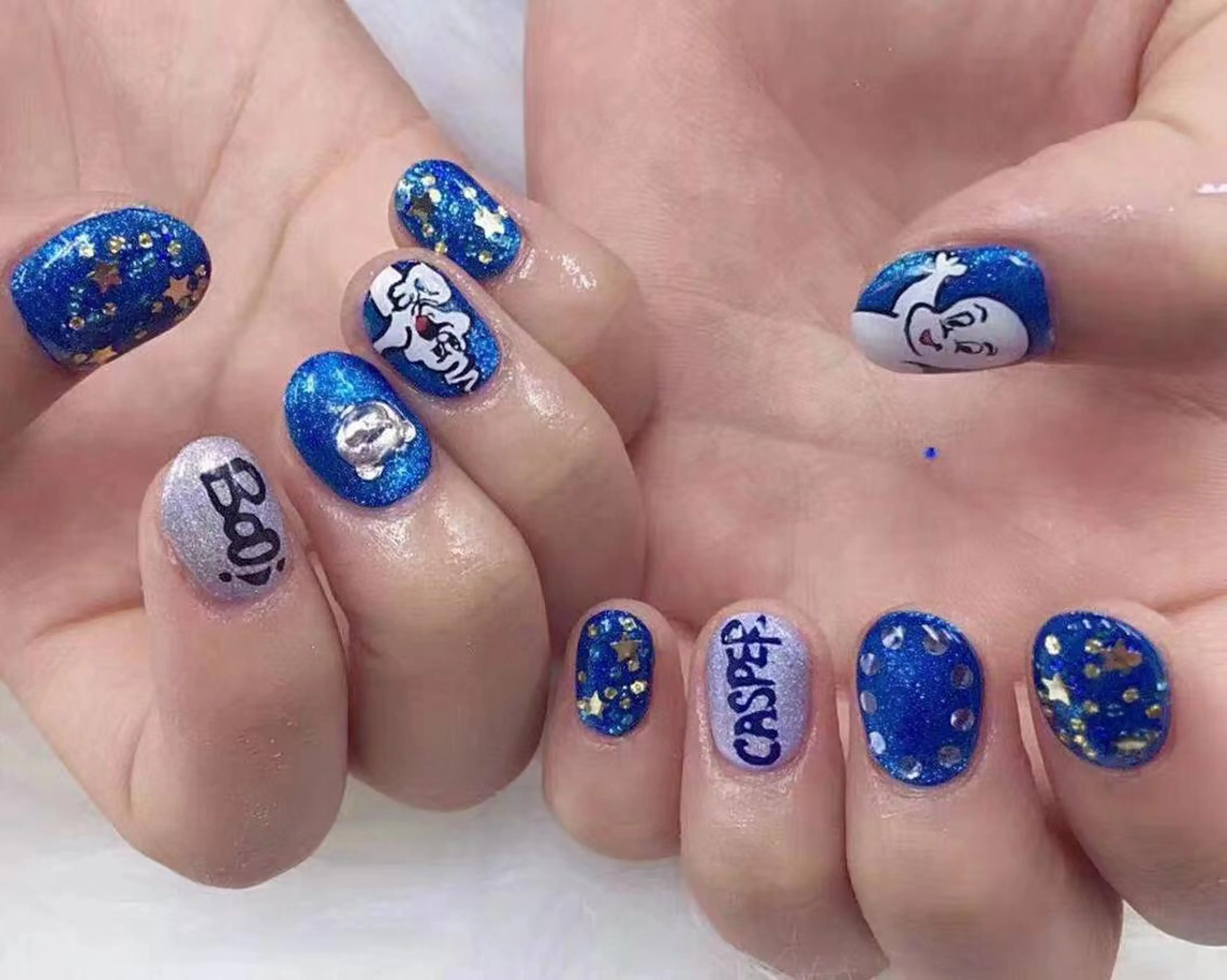 ネイル ハンドネイル MoonNail ユリ🌸のネイルデザイン