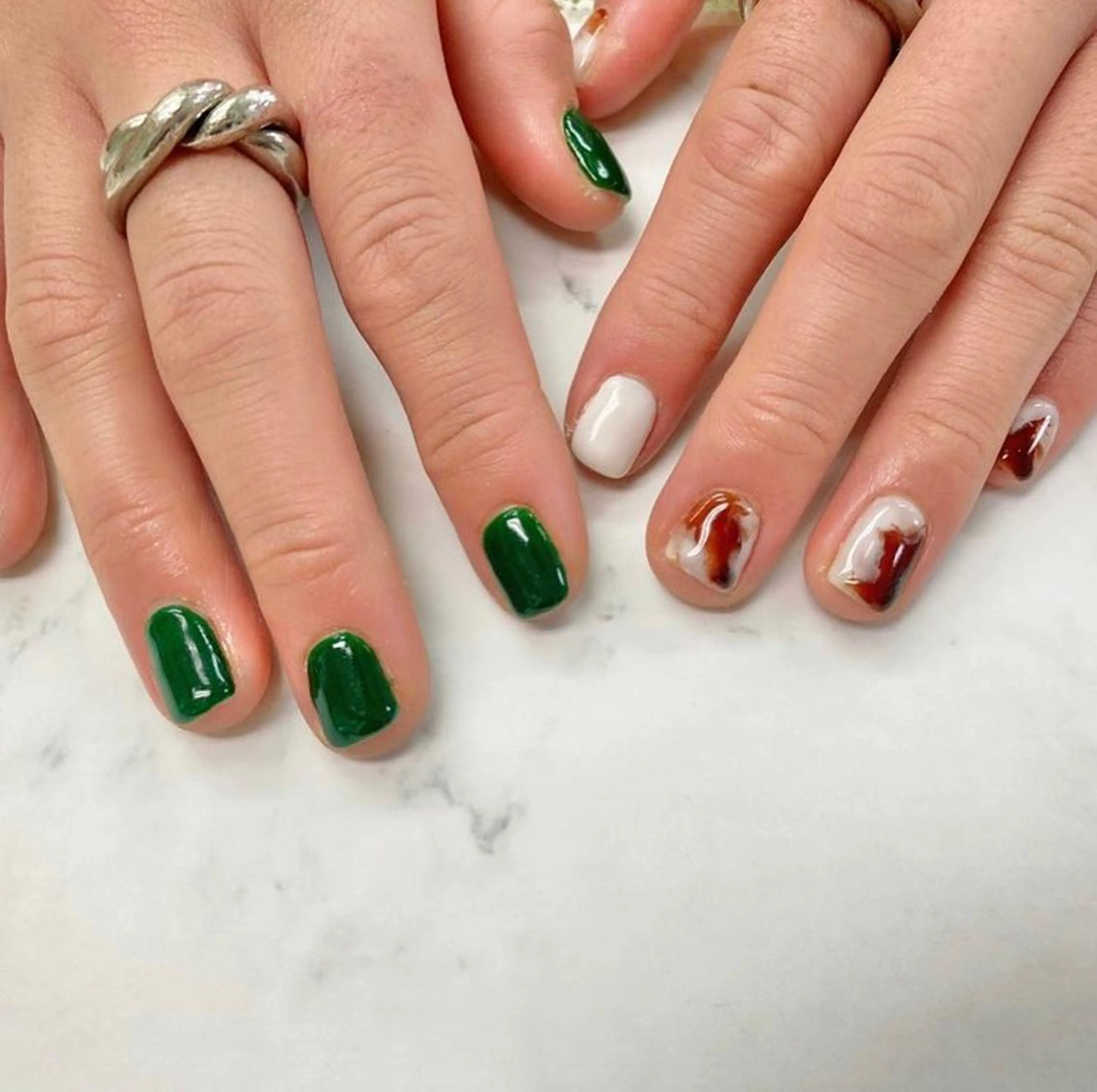 ネイル Mojyam nail所属・松本 実咲のネイルデザイン