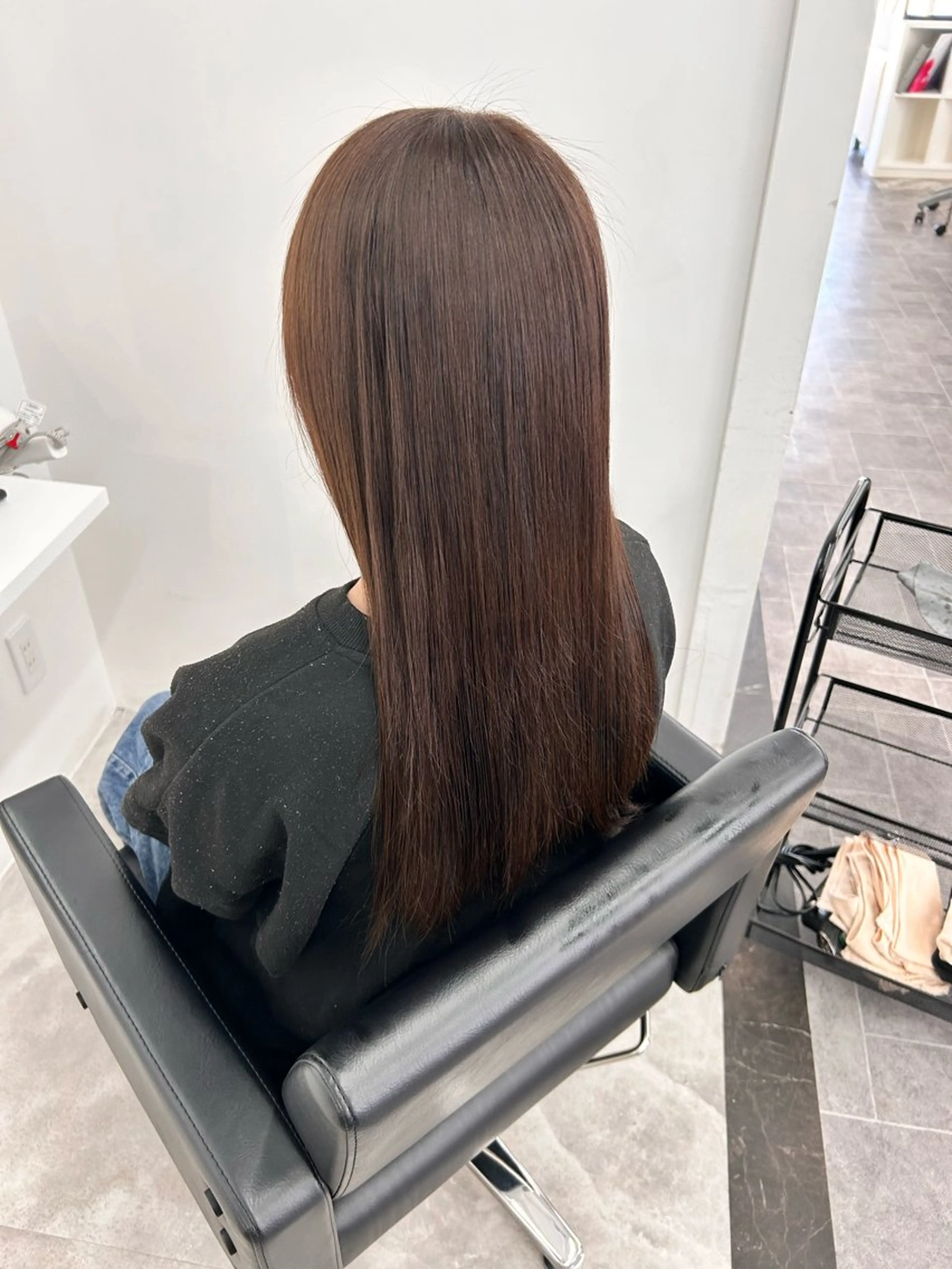 ロング 内藤 友香のヘアスタイル