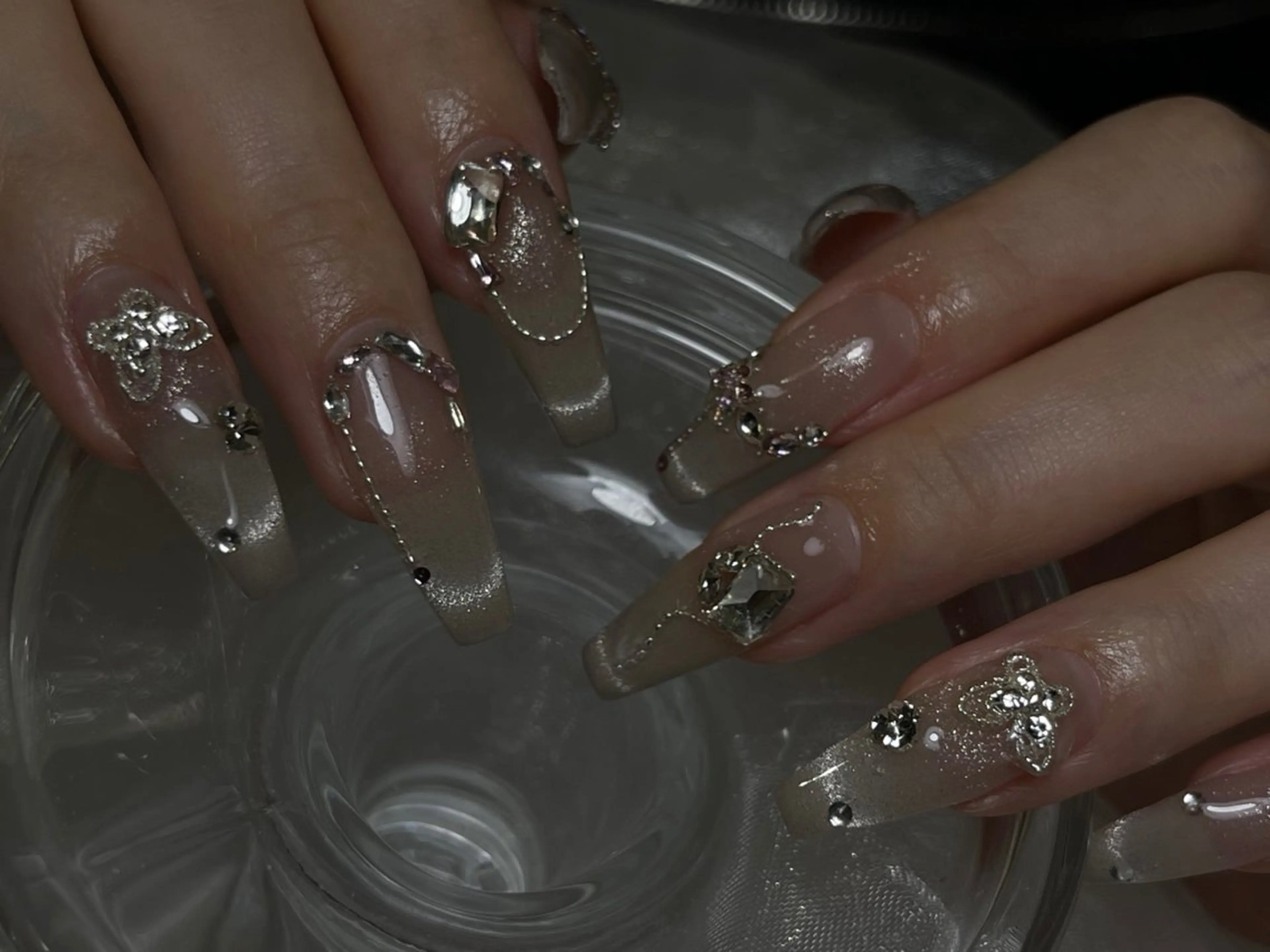 ネイル ハンドネイル ハンドケア ワンホン/韓国 nail 大阪アメ村のネイルデザイン