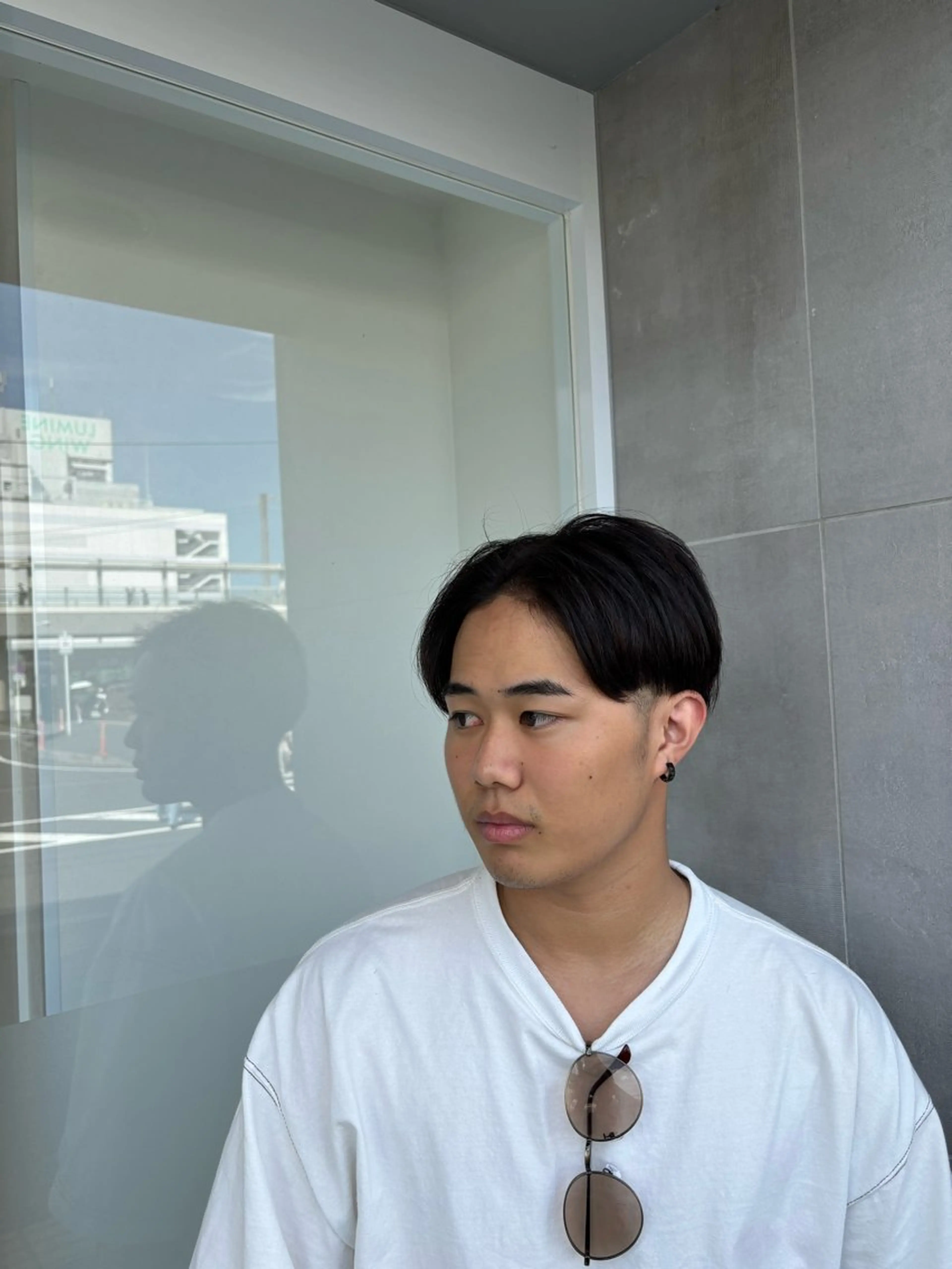 ショート メンズ ビジネス フェードカット マッシュ スキンフェード ツーブロック カット ニュアンスパーマ/ フェザー/マッシュのヘアスタイル