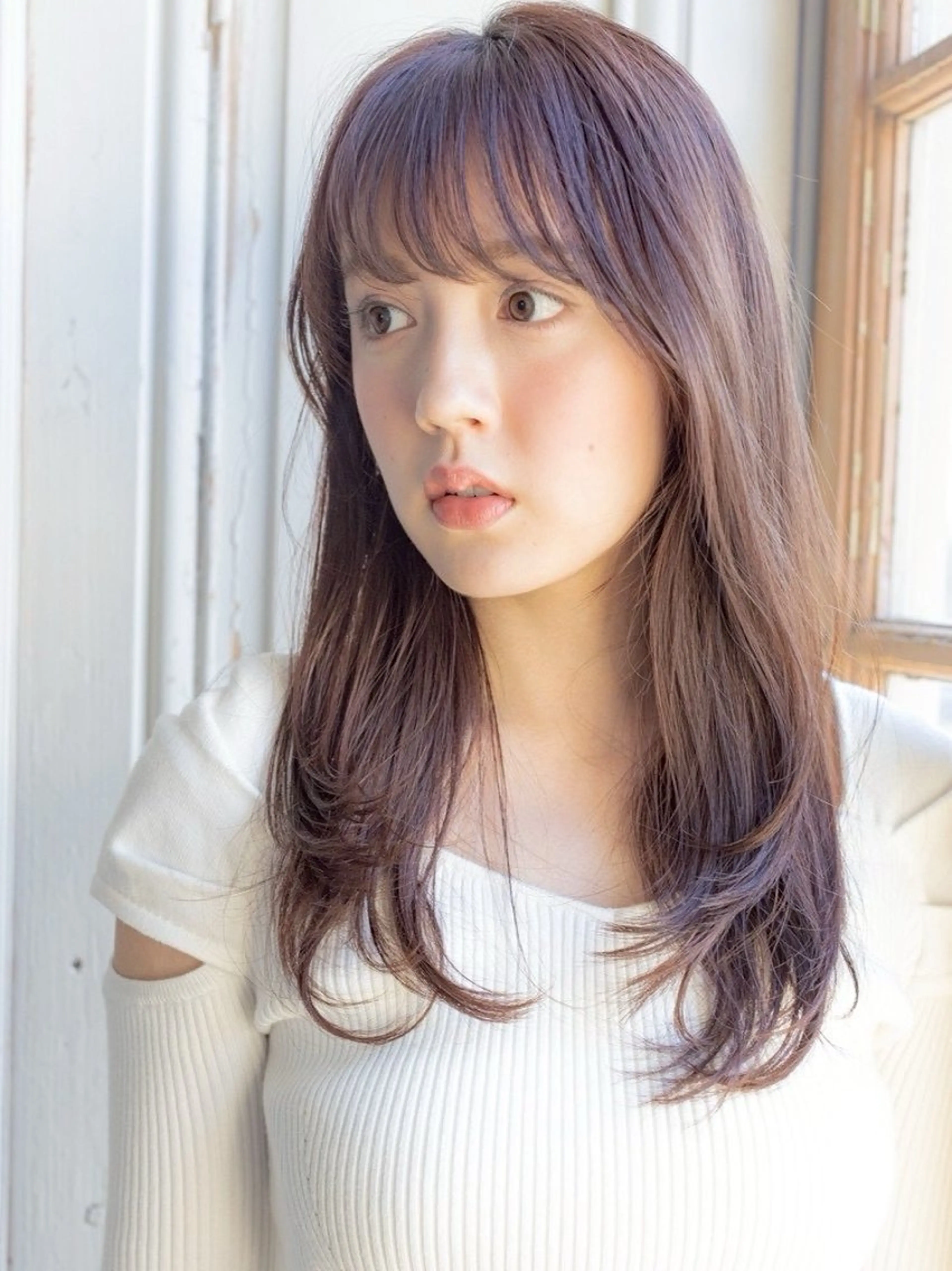 セミロング カラー 坂口 みりのヘアスタイル