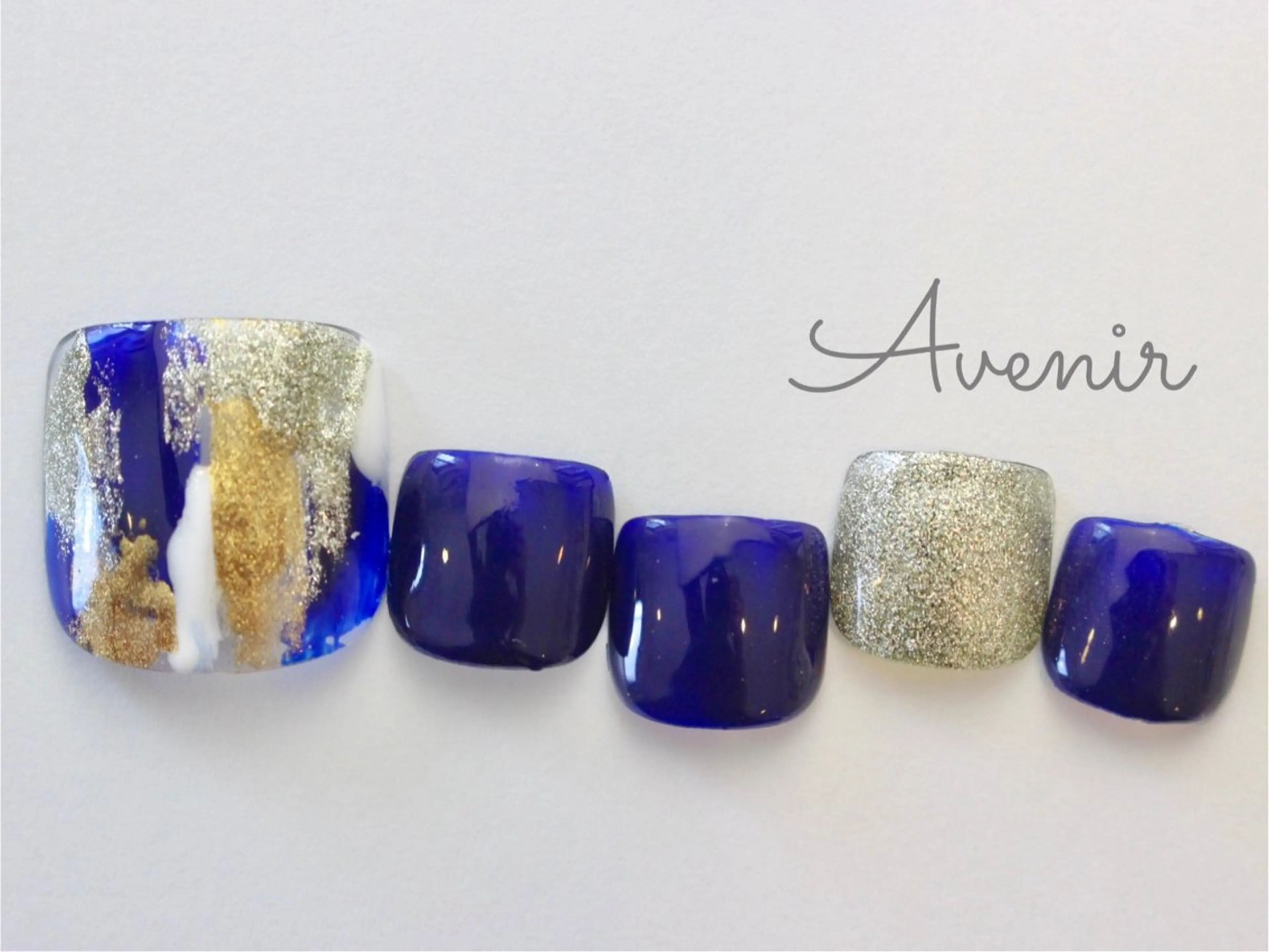 ネイル ハンドネイル Avenir 表参道 nail&eye予約のネイルデザイン
