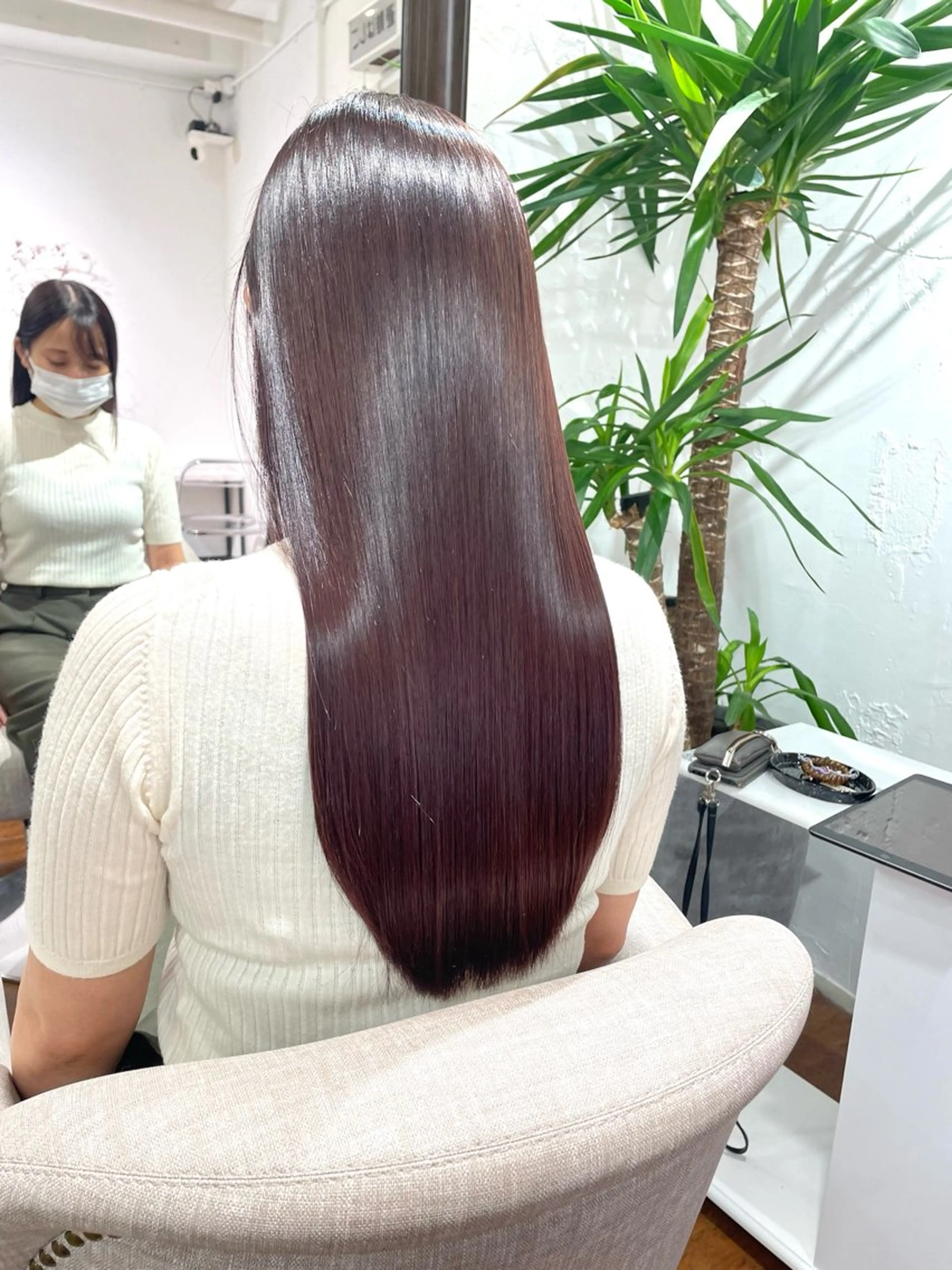 ロング 𩵋住 佳帆のヘアスタイル