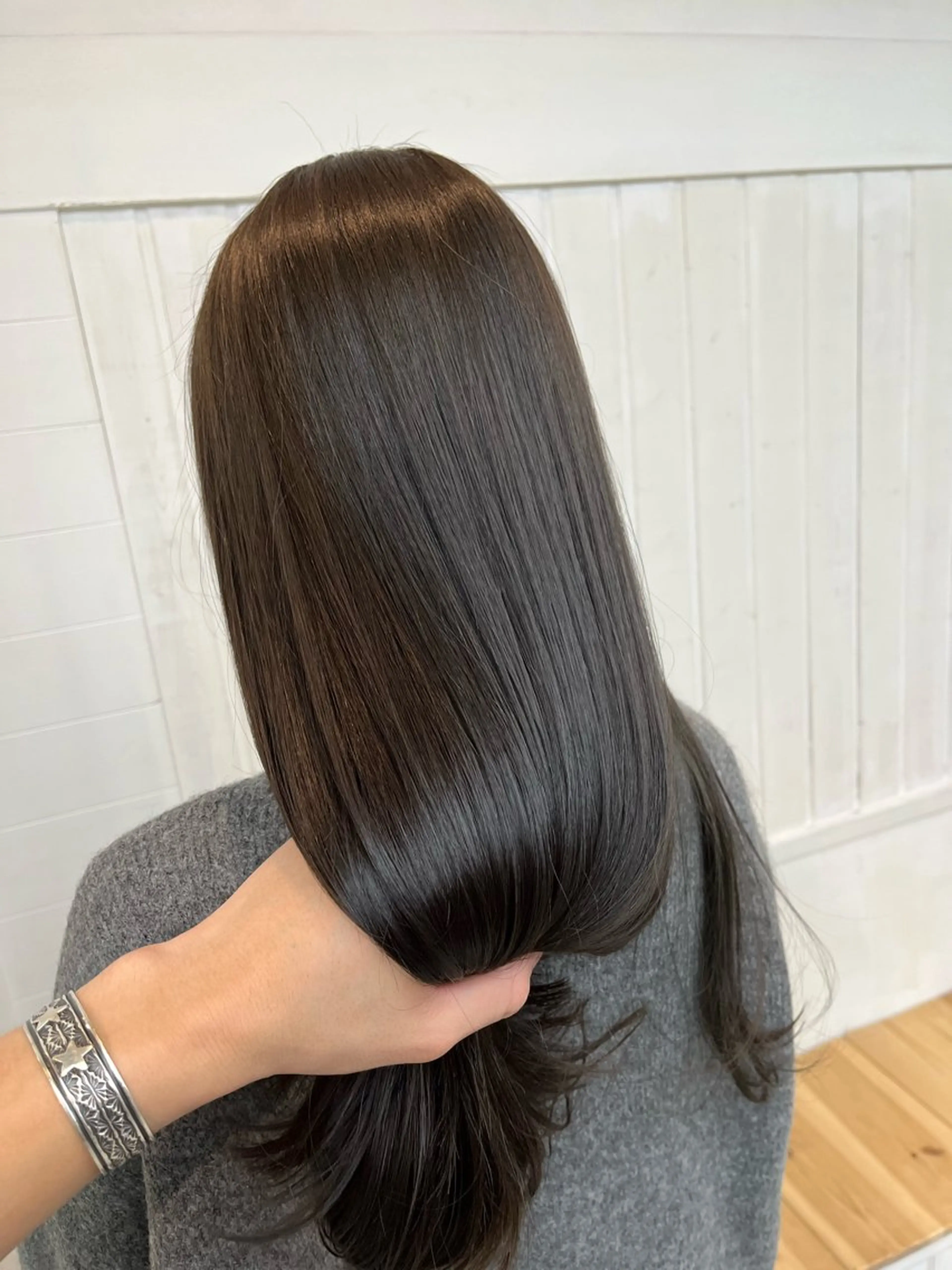 ロング カラー パーマ ヘアアレンジ 透明感カラー 顔まわりレイヤー 顔周りカット レイヤーカット トリートメント 二ヶ月綺麗なデザイン カット/星野六三四のヘアスタイル
