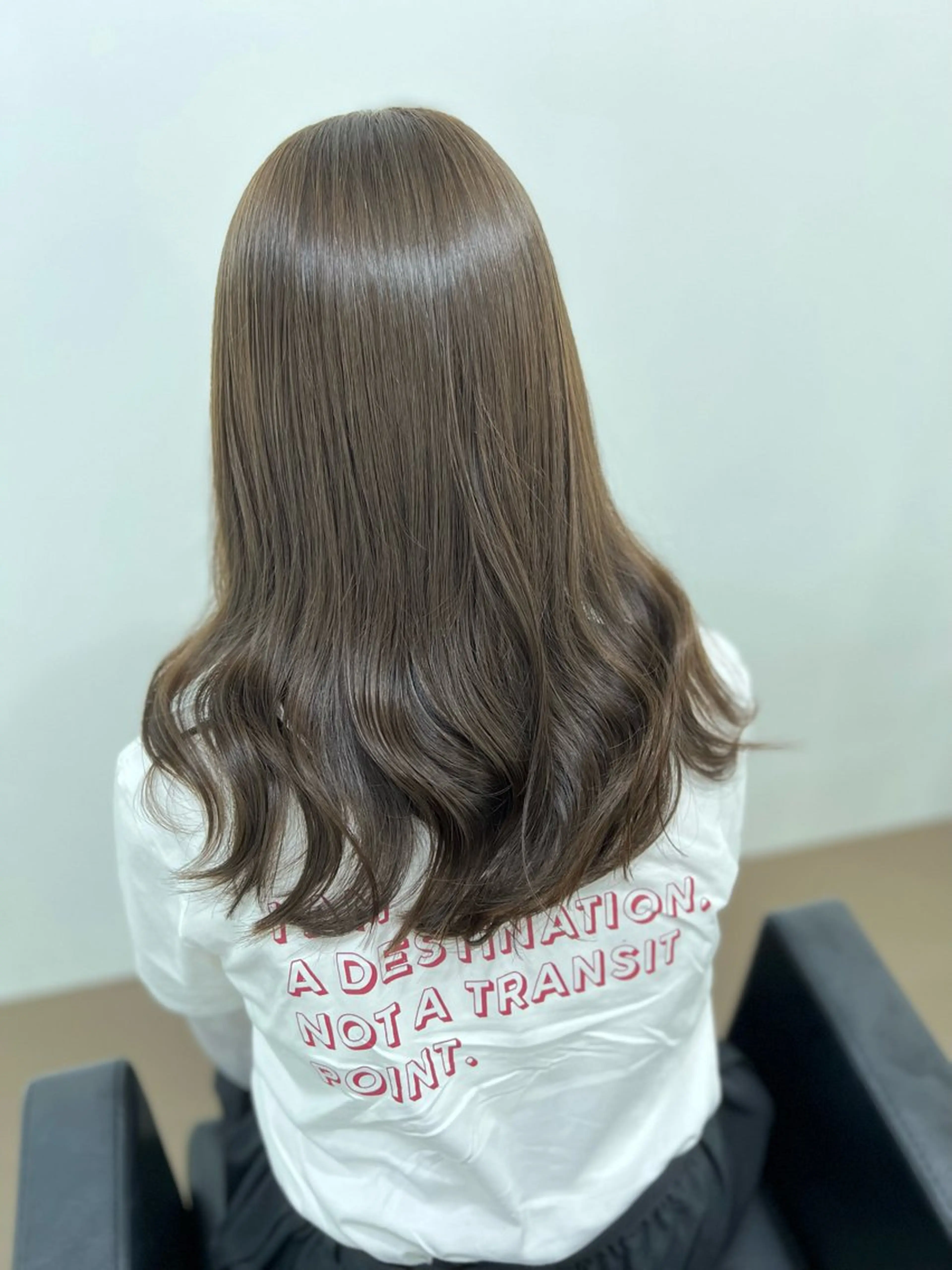 セミロング カラー ベージュカラー ブリーチ 透明感カラー イルミナカラー ブリーチなしカラー 神戸ボブ✂️ ioe三宮/田 伸佳のヘアスタイル