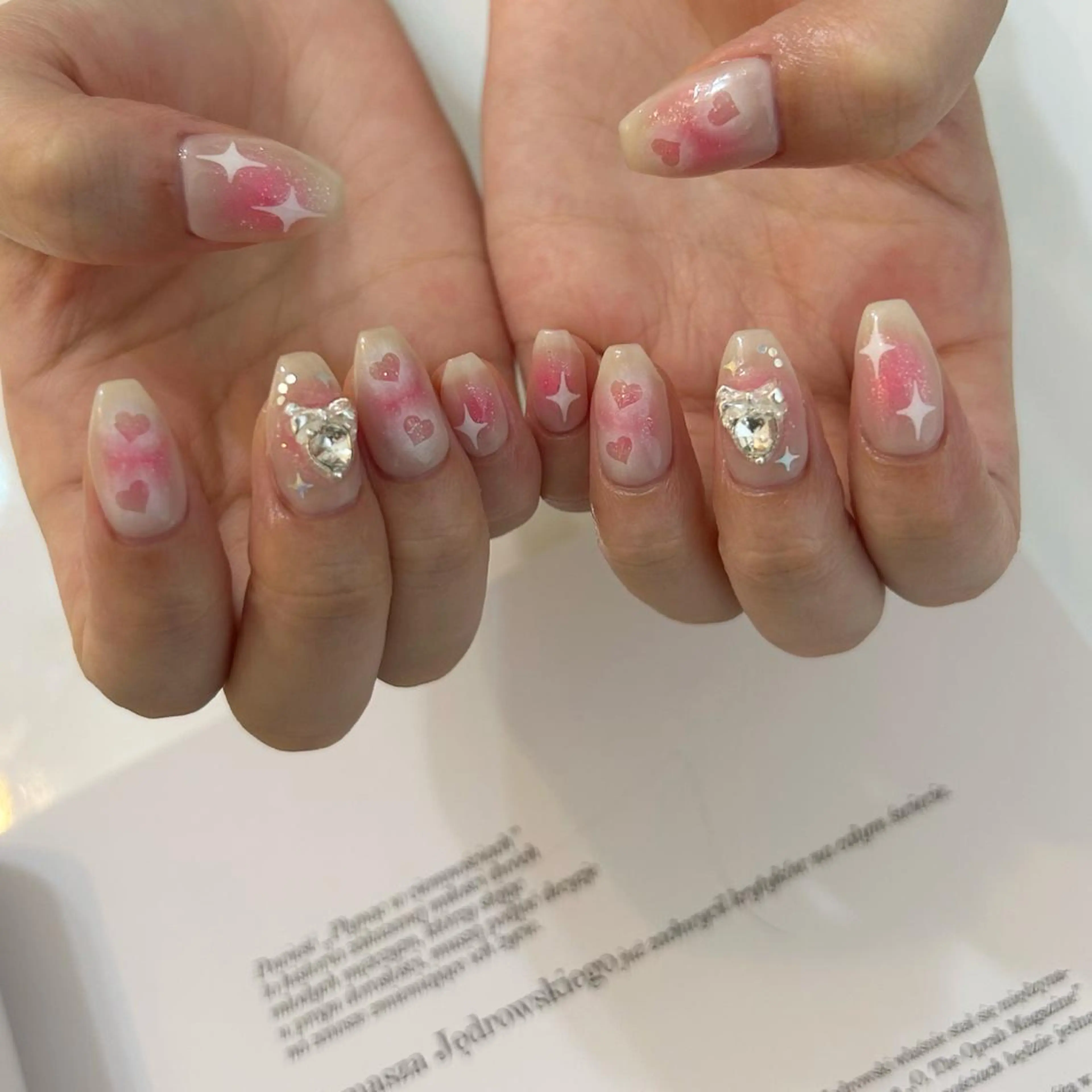 ネイル ハンドネイル ViViA momokaのネイルデザイン