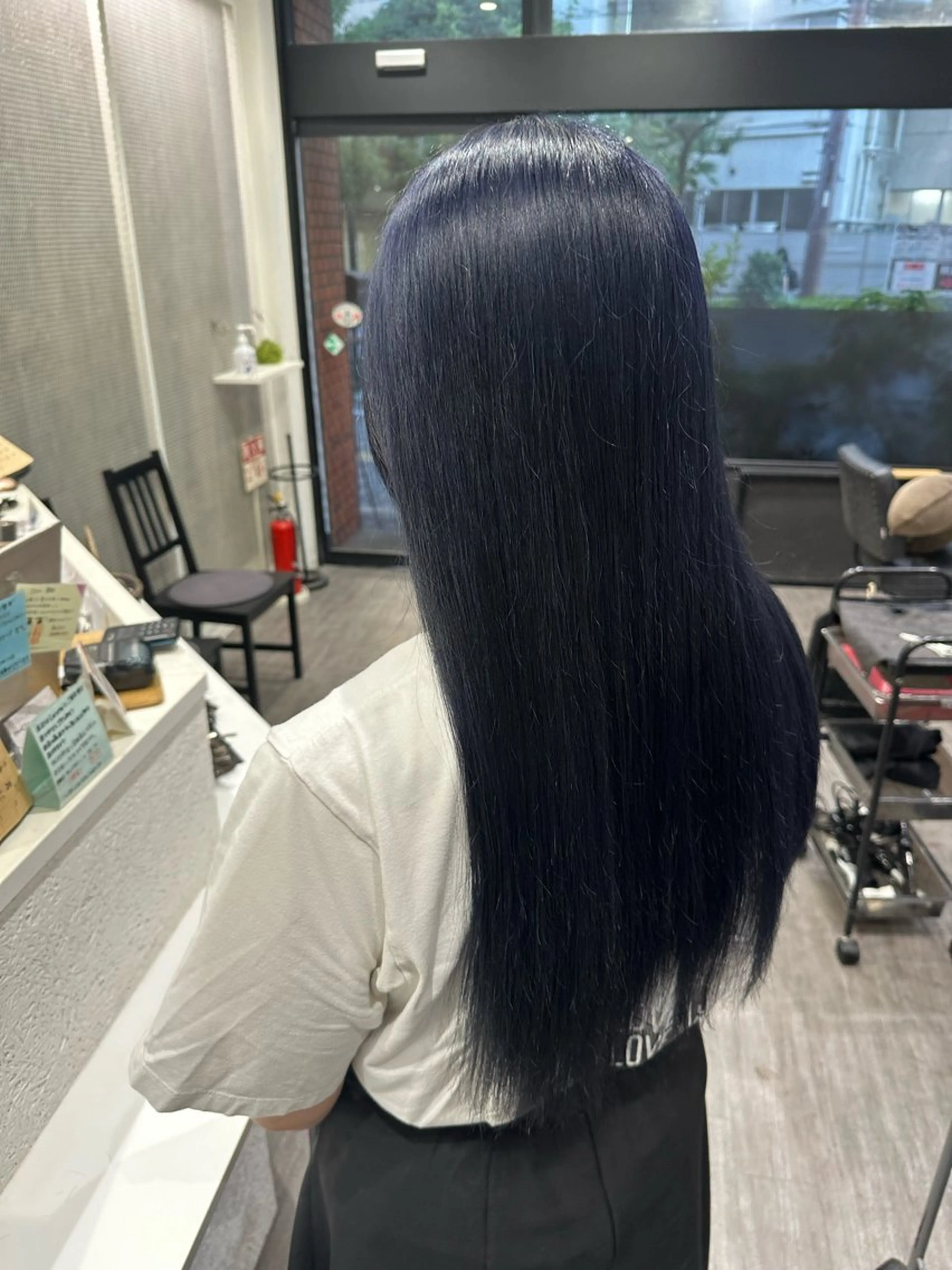 ロング カラー ブルーカラー ネイビーカラー ヘアカラー トリートメント 艶髪レイヤー上田 紗也🇰🇷💗のヘアスタイル