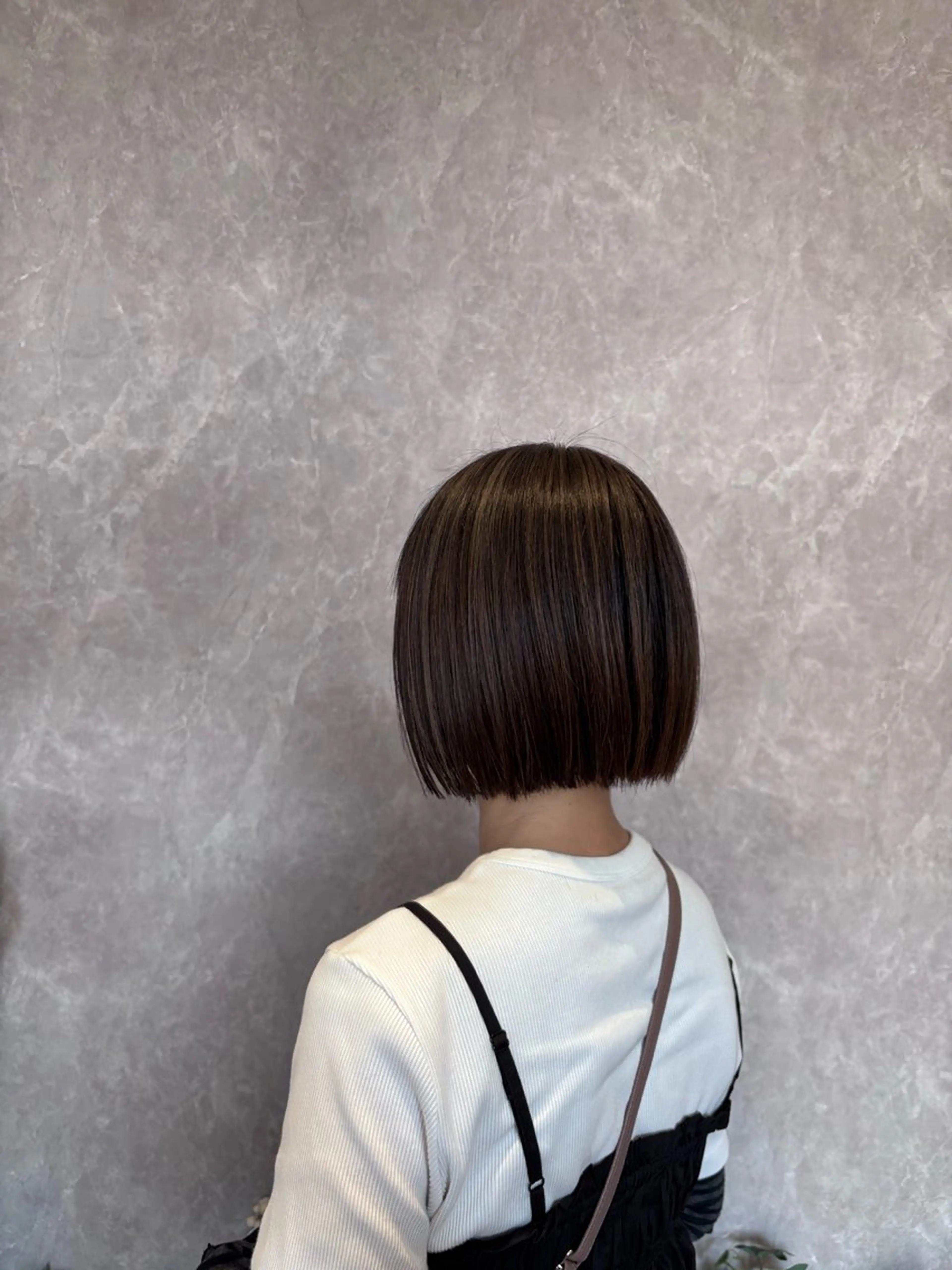 ショート 切りっぱなしボブ ボブ ハイライト radiant nakamuraのヘアスタイル