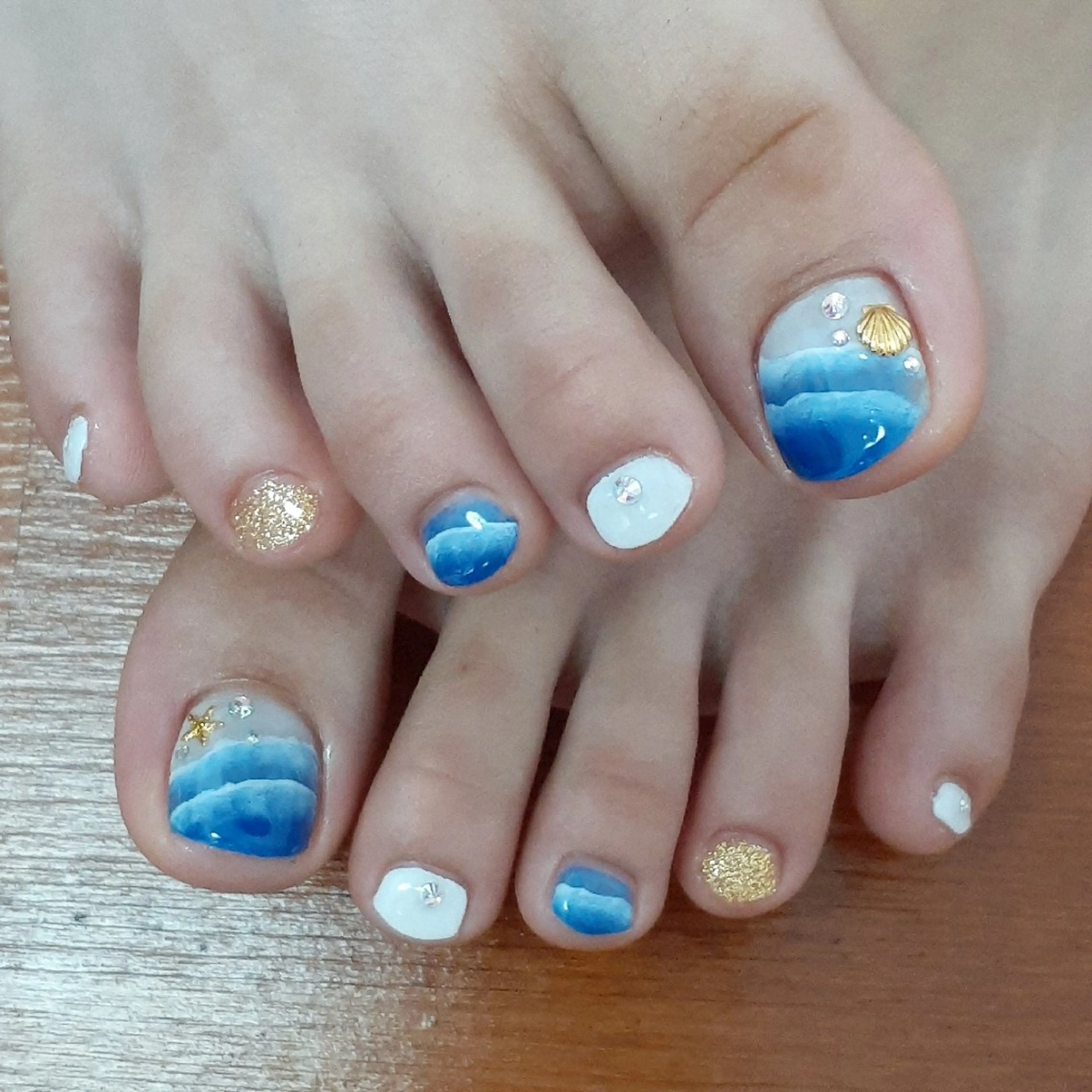 ネイル フットネイル 池元 真由美のネイルデザイン