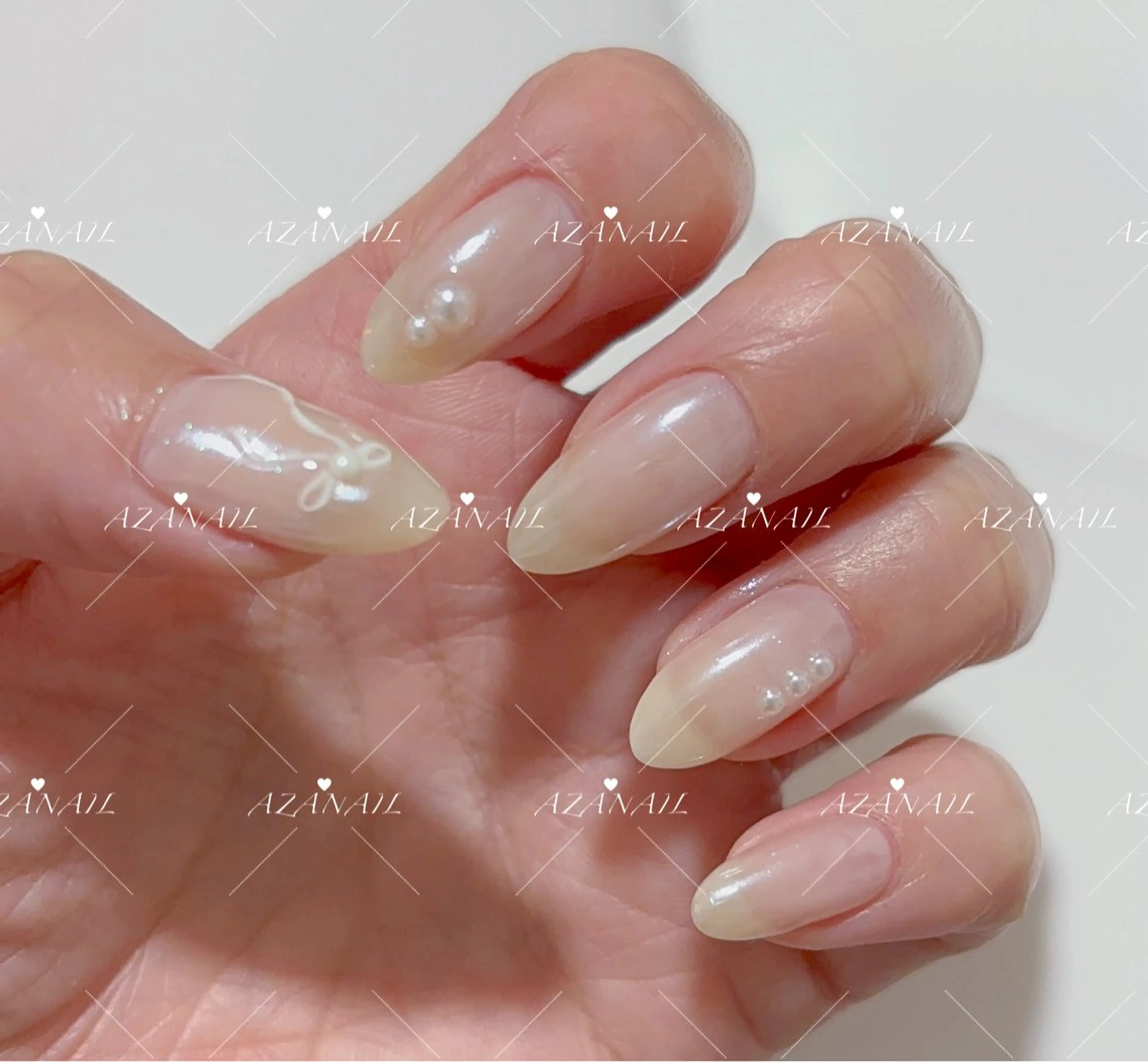 ネイル AZA NAILROOMのネイルデザイン