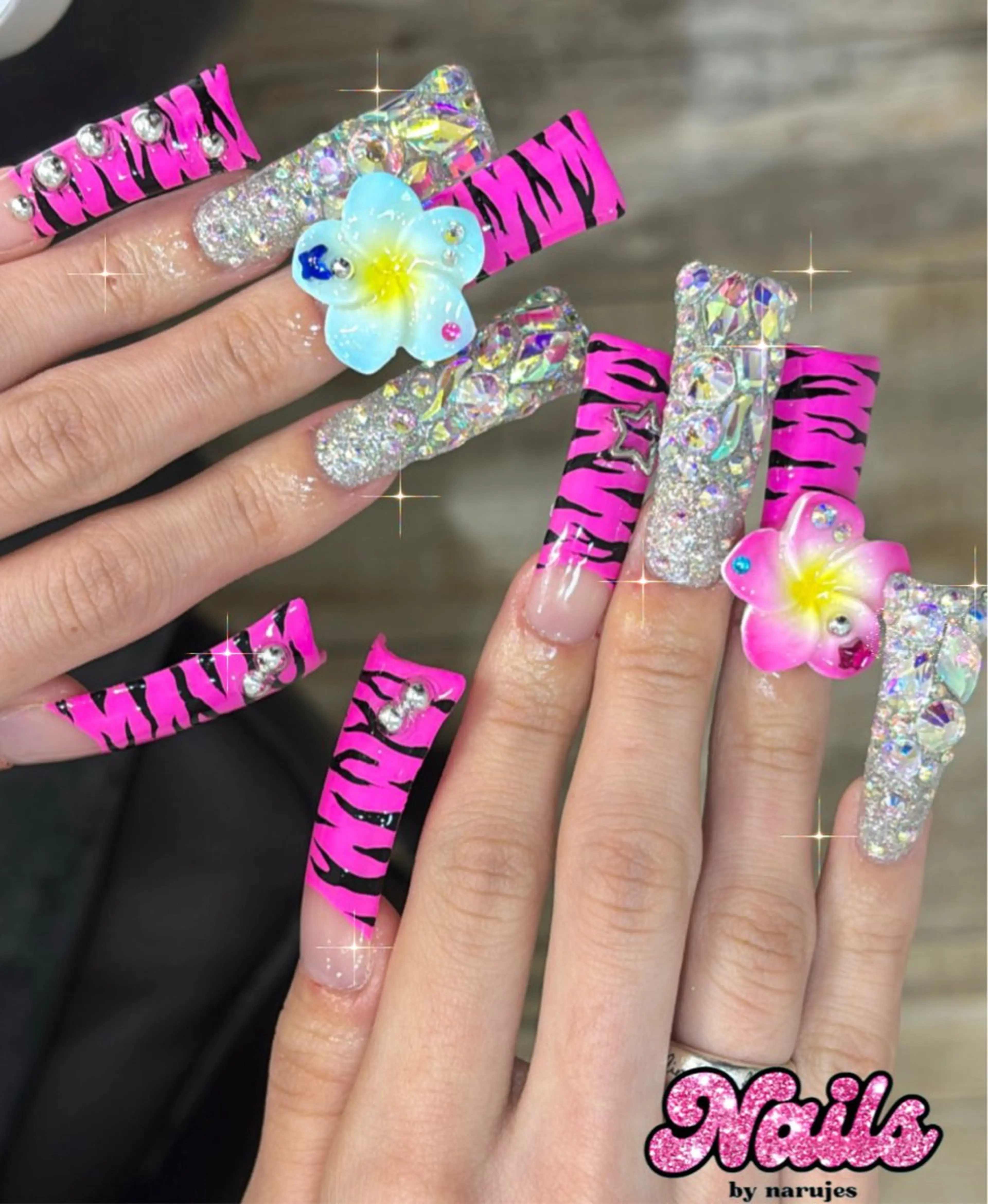 ネイル ギャルネイル🧸💖 narujesのネイルデザイン
