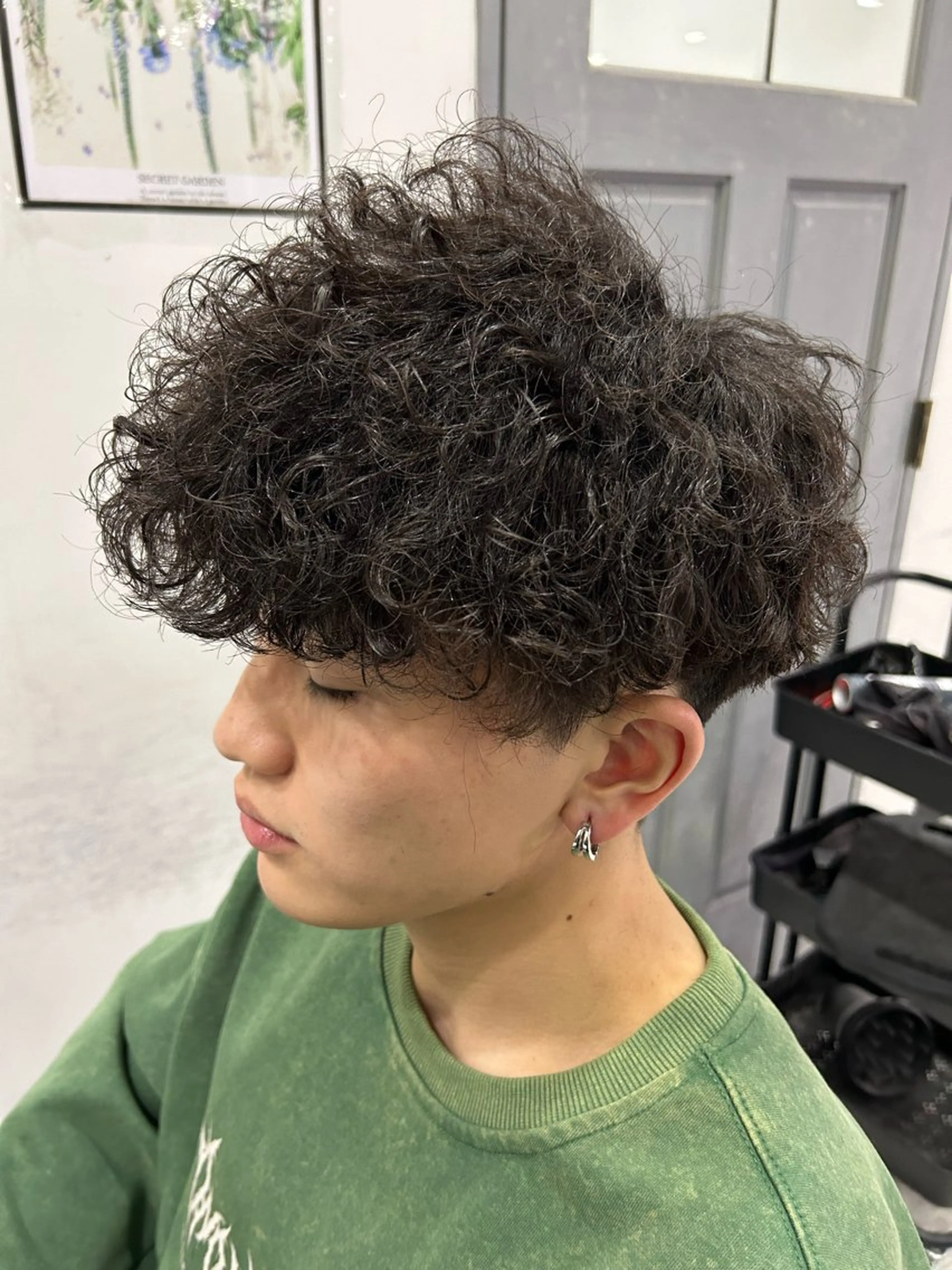 ショート カラー パーマ ヘアアレンジ メンズ カット パーマ トリートメント 🔥メンズパーマ 特化 渡辺一翔のヘアスタイル