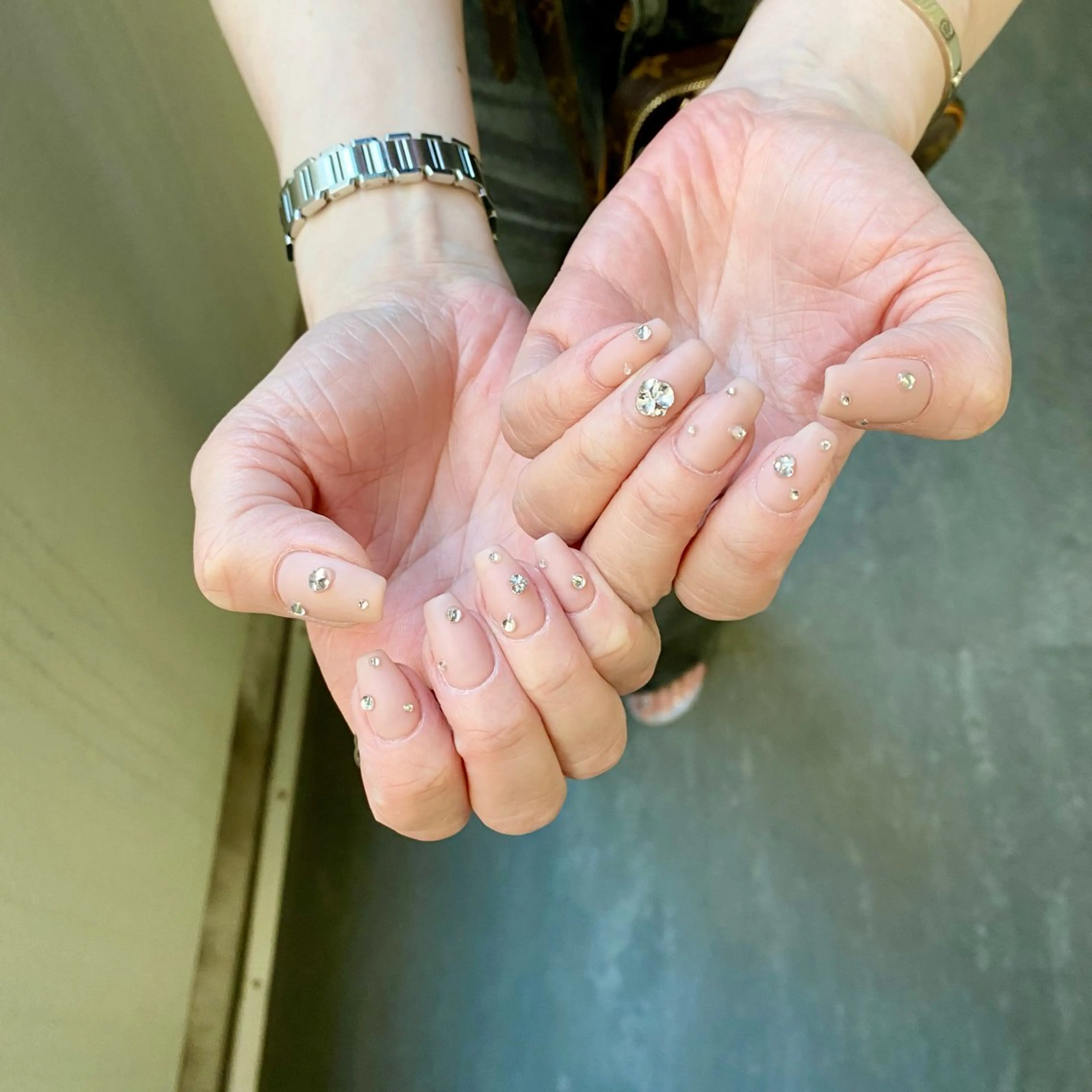 ネイル マットネイル ハンドネイル 山﨑 葉月のネイルデザイン