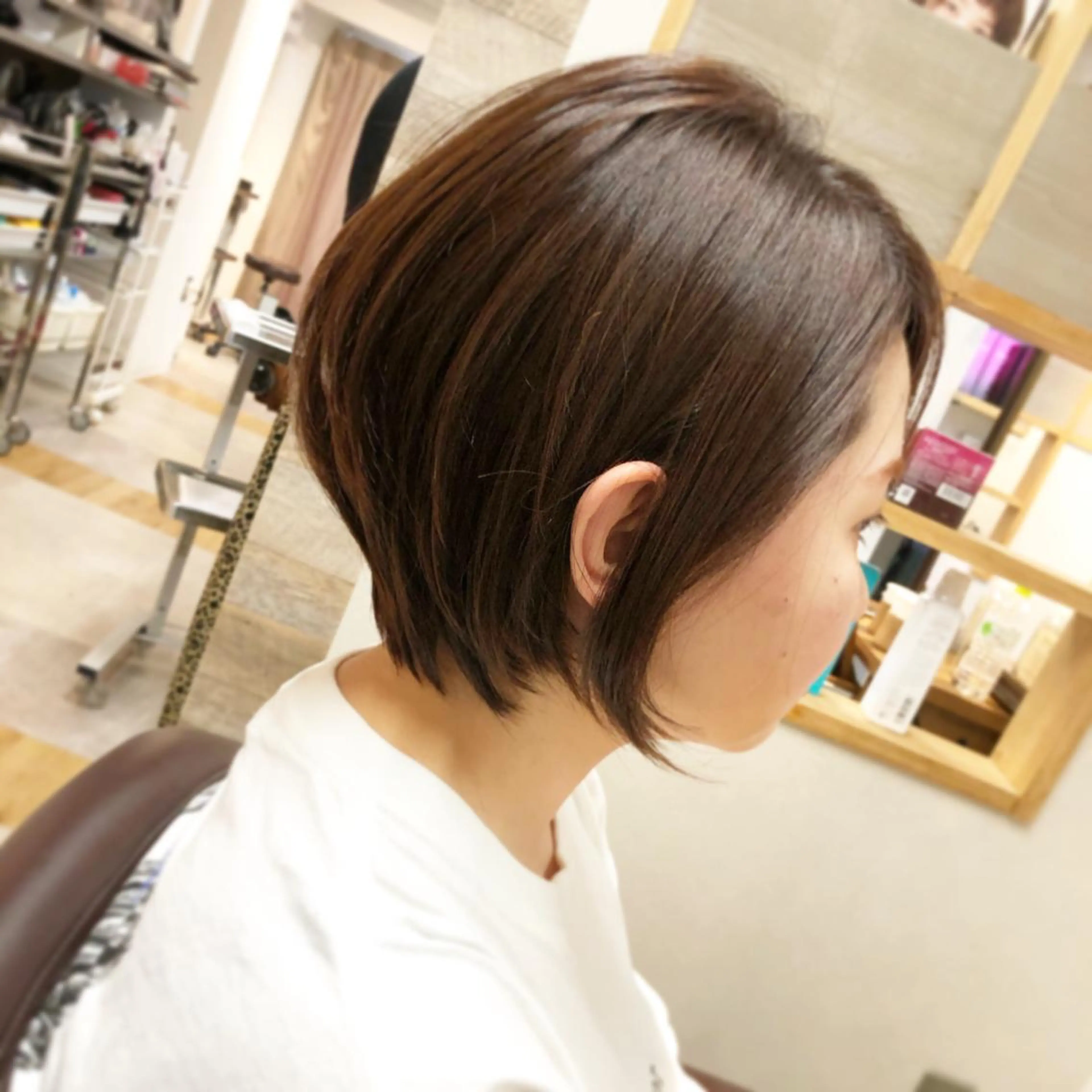 ショート カラー イルミナカラー 髪質改善 縮毛矯正 tuuli トゥーリのヘアスタイル