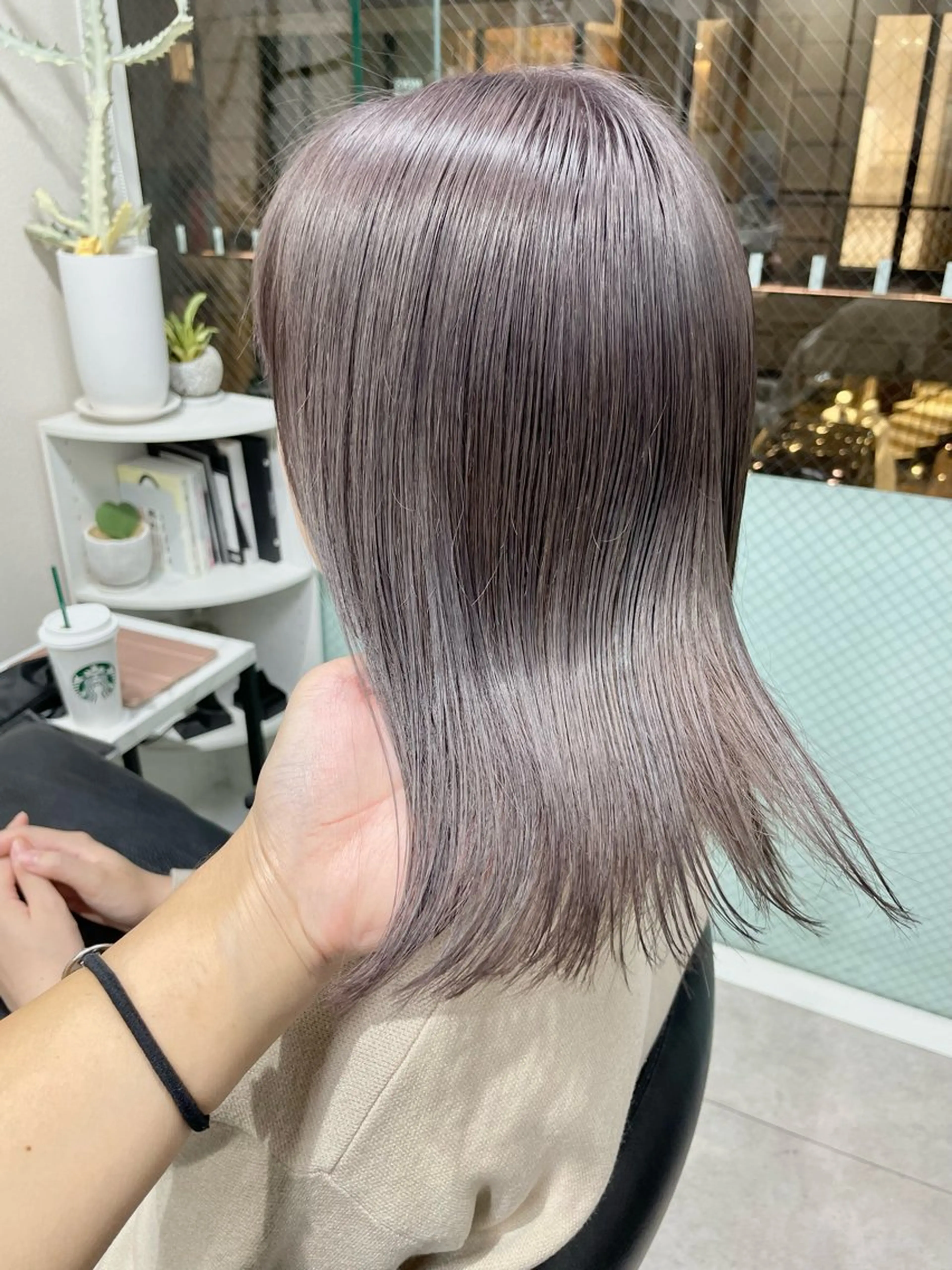 ミディアム カラー ヘアカラー トリートメント 髪質改善will hairdesignのヘアスタイル