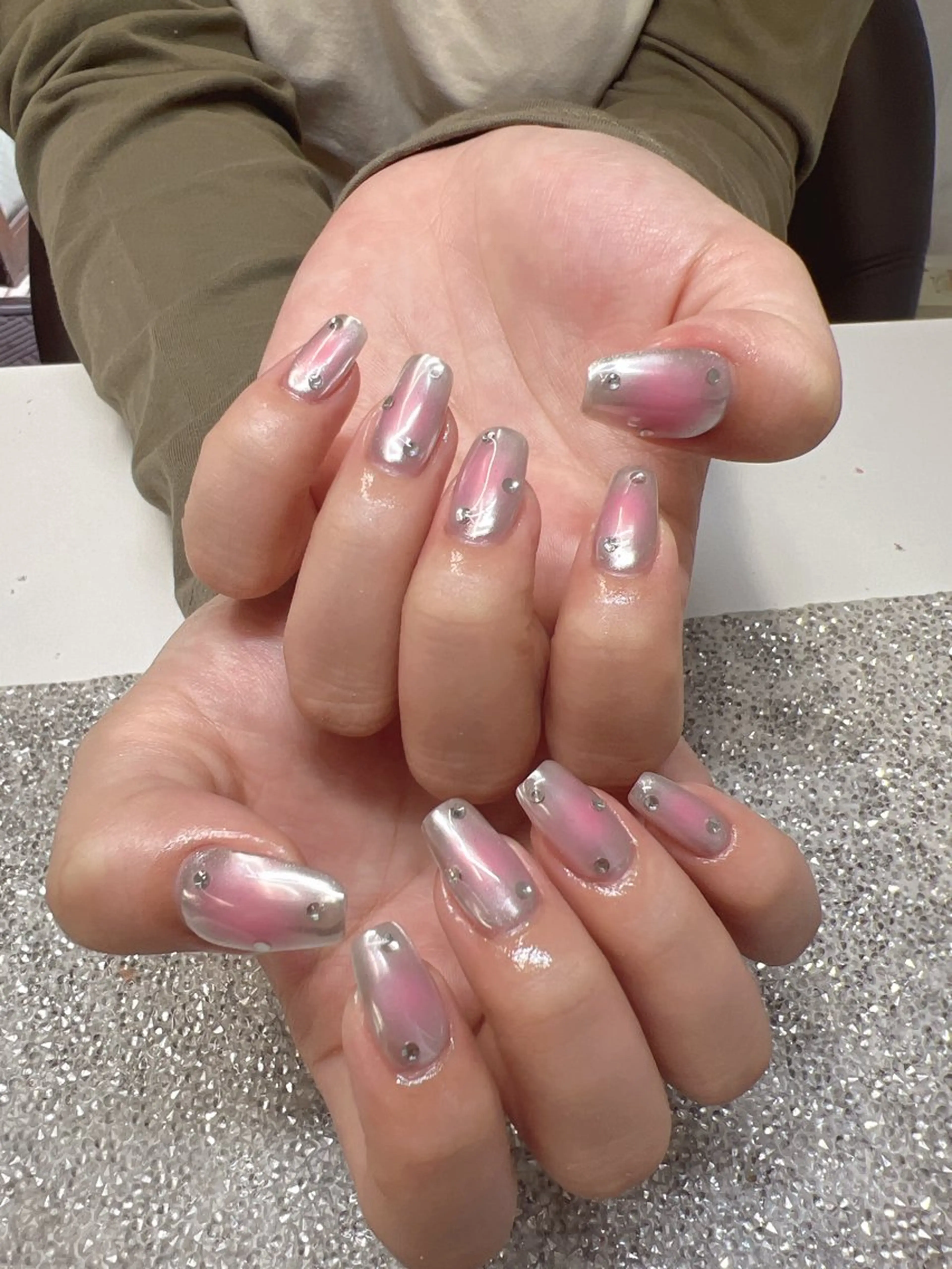 ネイル ガレンドウ 白澤 愛子のネイルデザイン