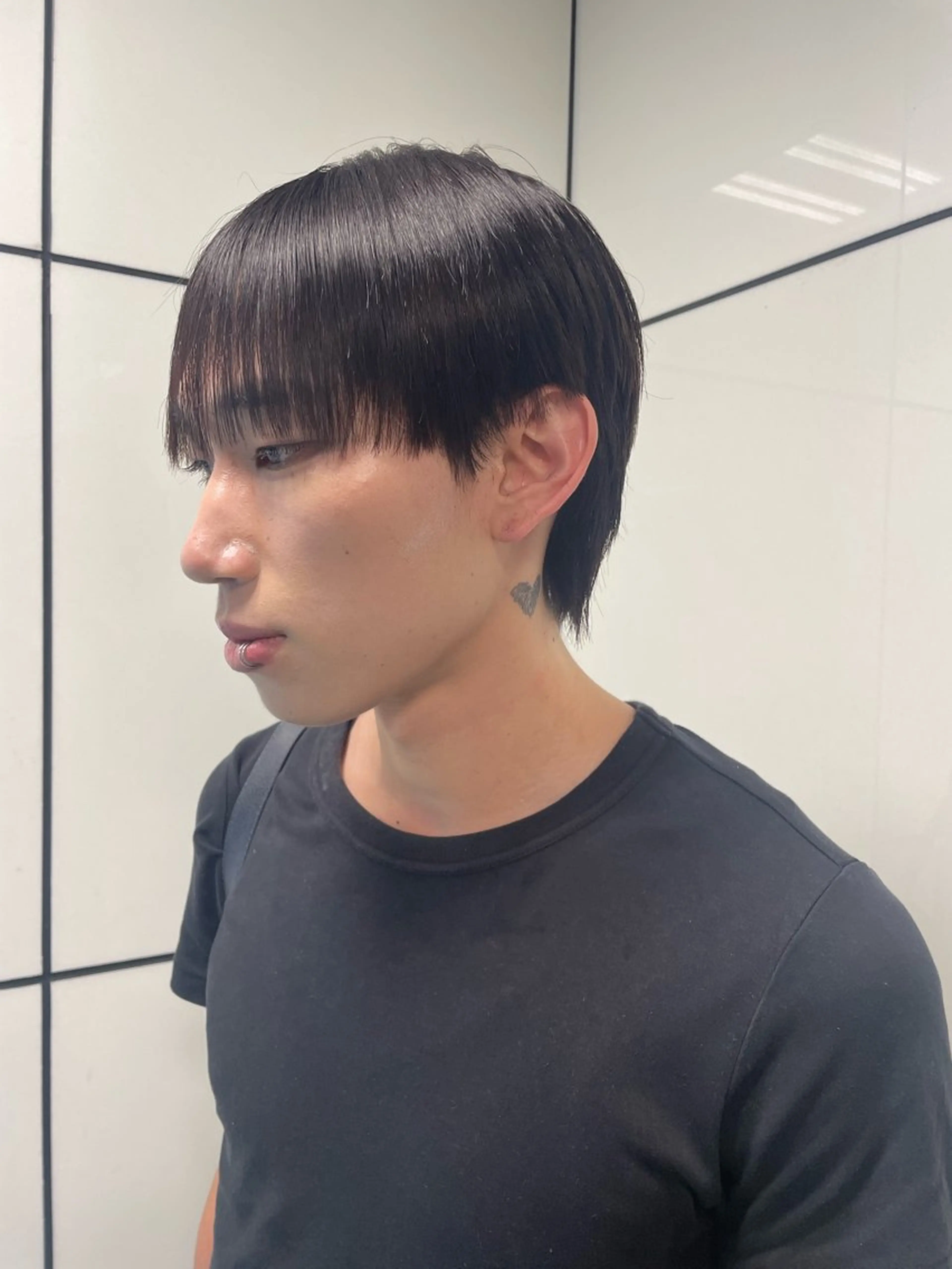 ミディアム メンズ ミディアムパーマ メンズハイトーン メンズ韓国風 メンズパーマ 学生（メンズ向け） 立川/韓国メンズ/ メンズパーマ/さくらのヘアスタイル