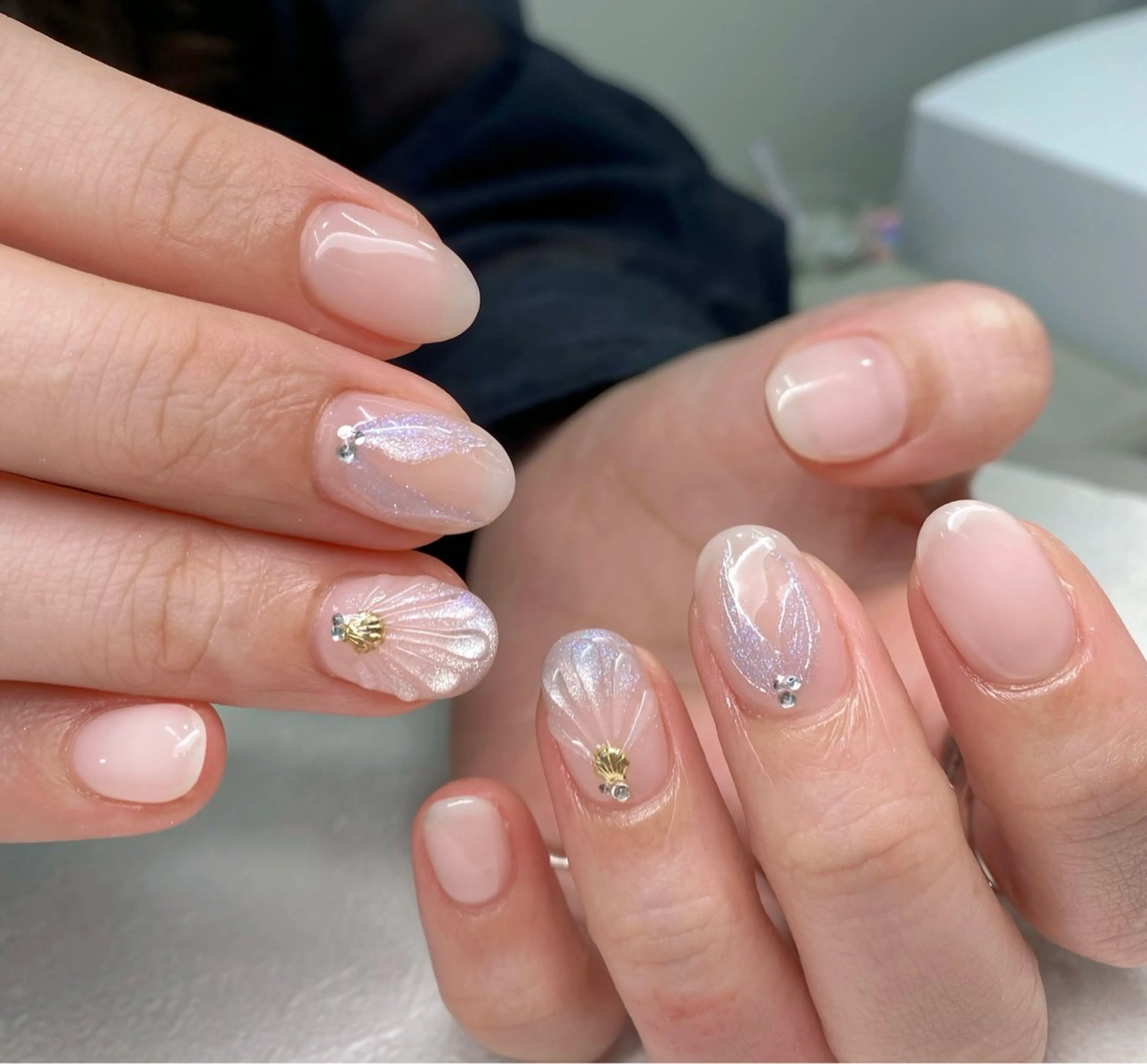 ネイル オーロラネイル チークネイル フレンチネイル 韓国ネイル マグネットネイル REI レイのネイルデザイン