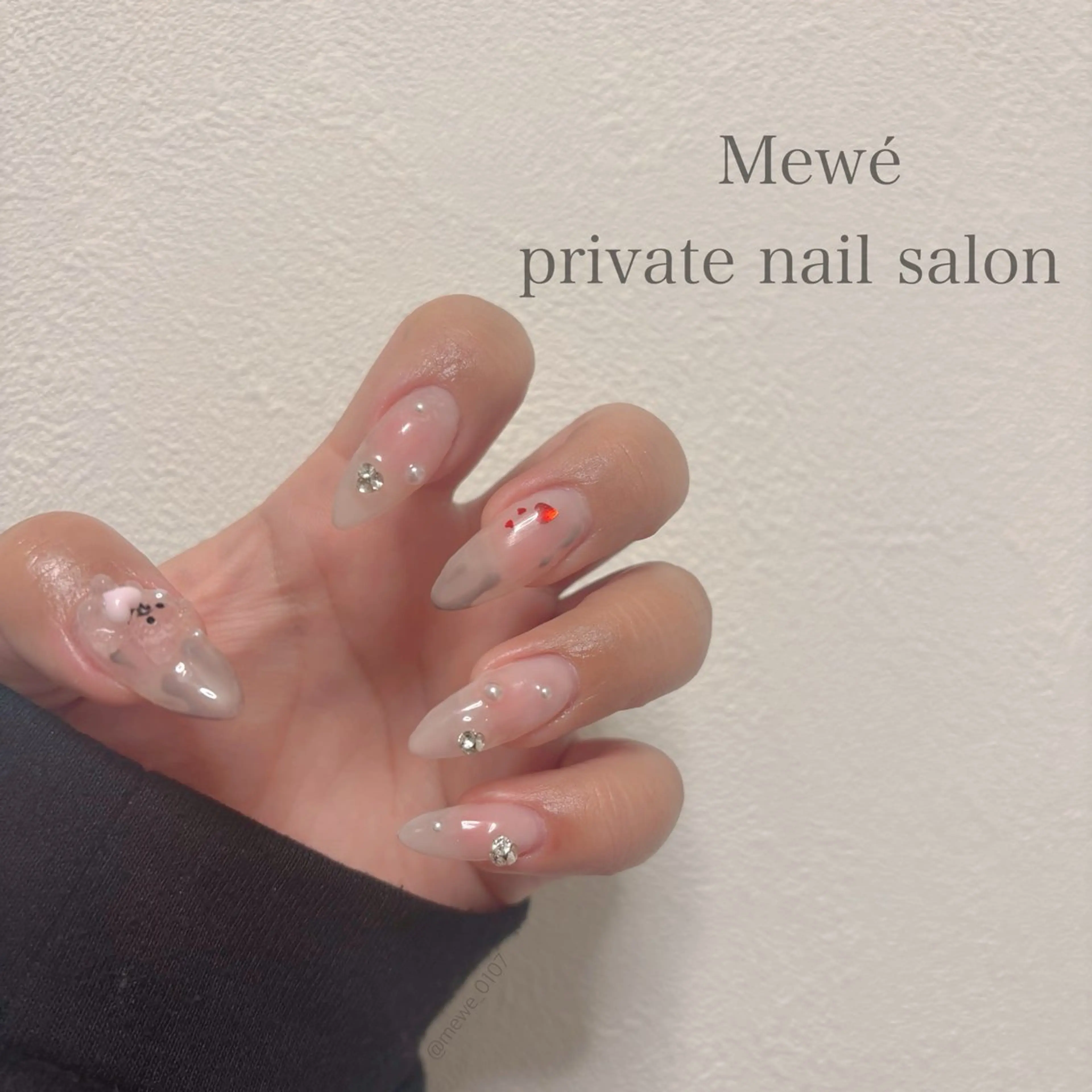 ネイル ハンドネイル Mewé ayakaのネイルデザイン