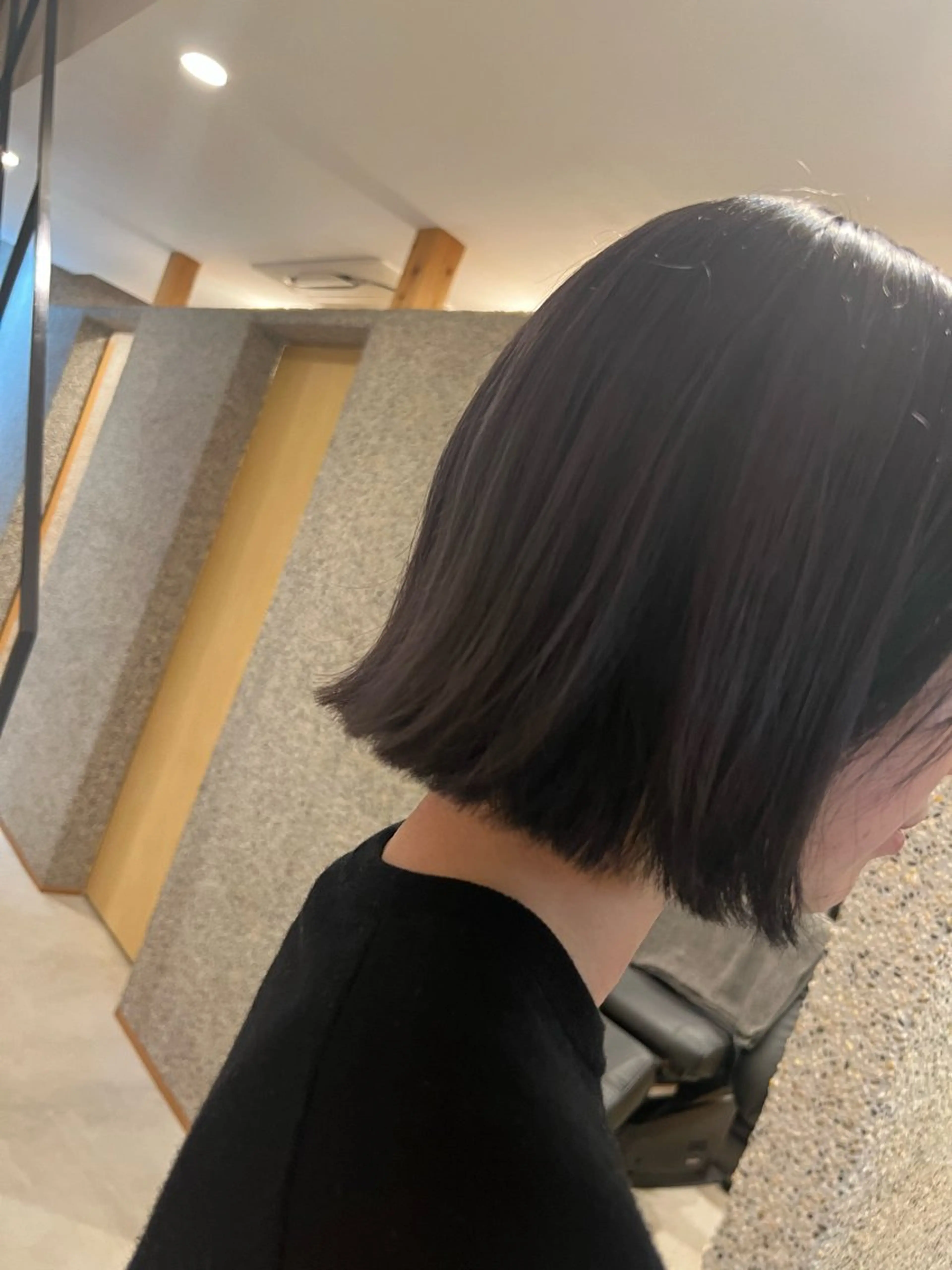 カラー 清水 美空のヘアスタイル