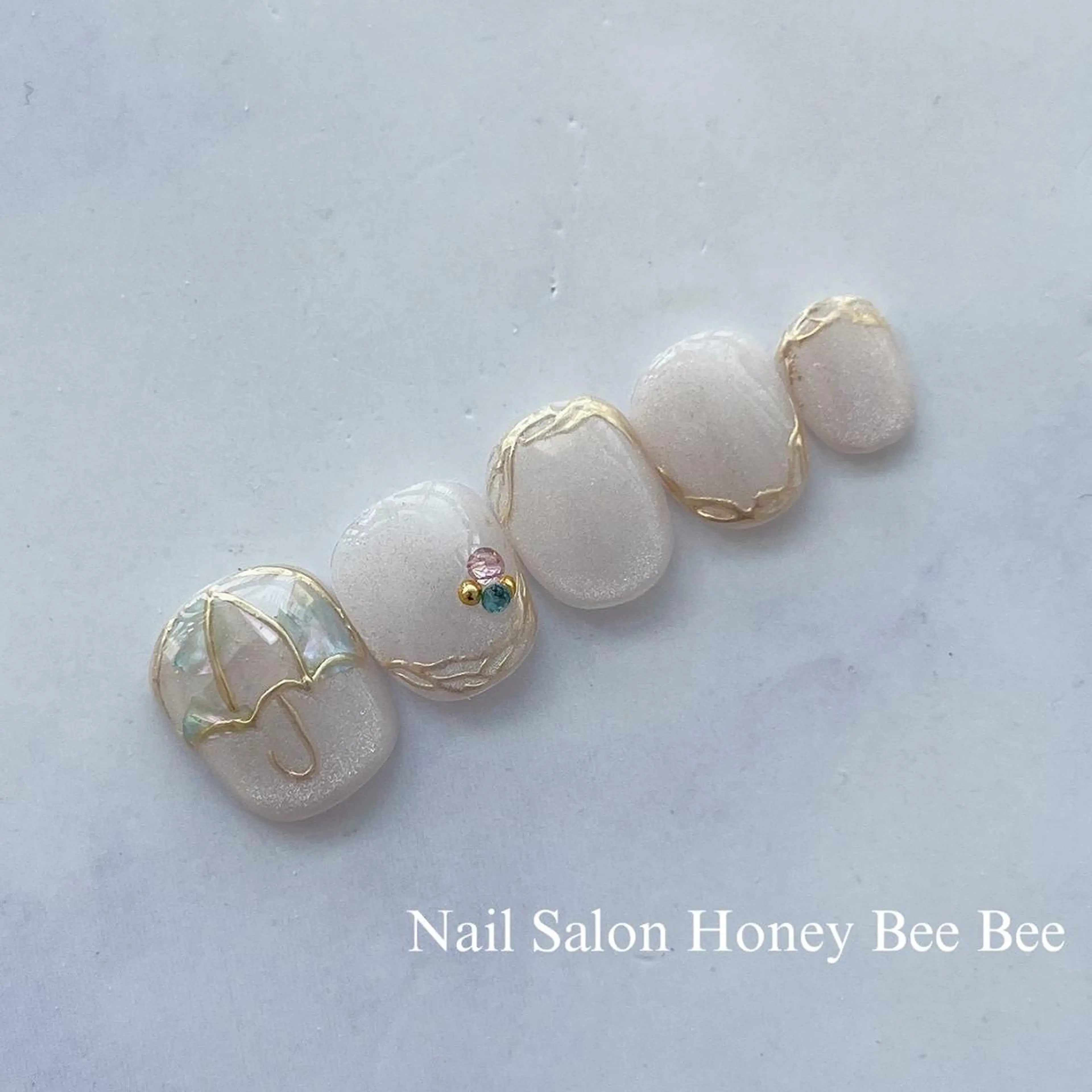 ネイル Nail salon Honey Beeのネイルデザイン