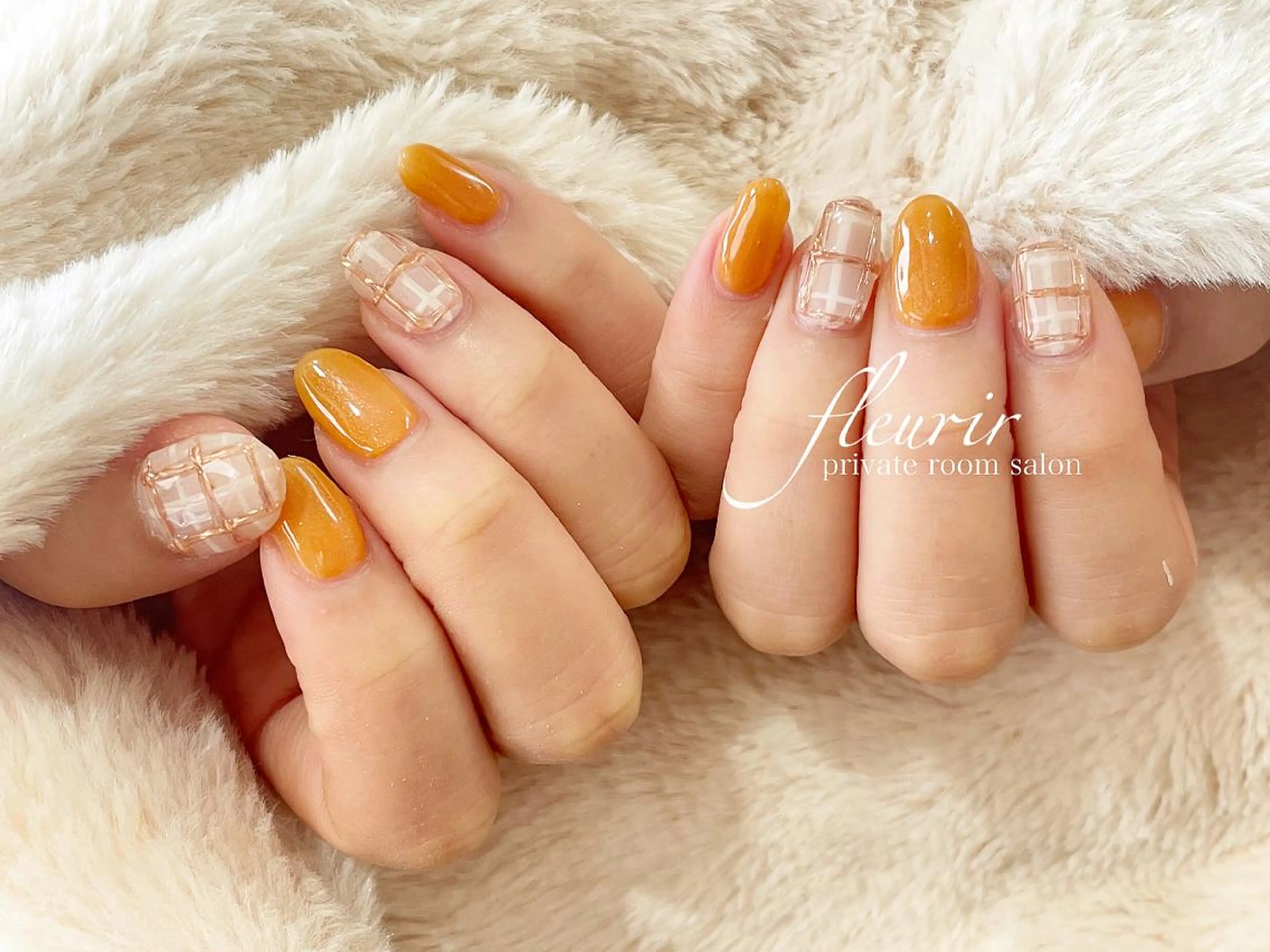 ネイル アートネイル ゴールド ミラーネイル フルリール 【プライベートサロンのネイルデザイン