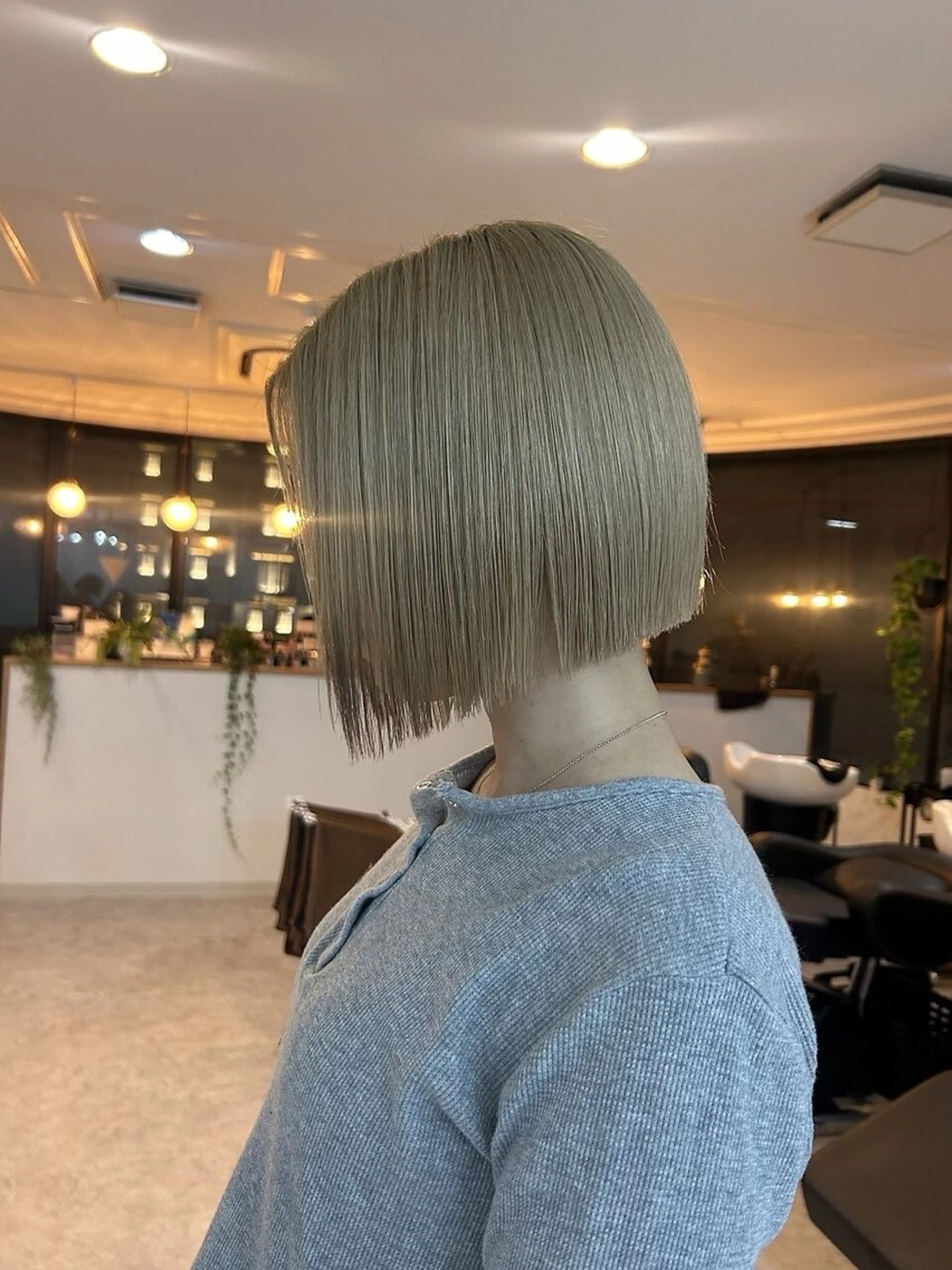 ミディアム ショートボブ ボブ ハイライト 髪質改善 レイヤーカット カット ヘアカラー SUZU/岡山/矯正 ブリーチ/レイヤーのヘアスタイル