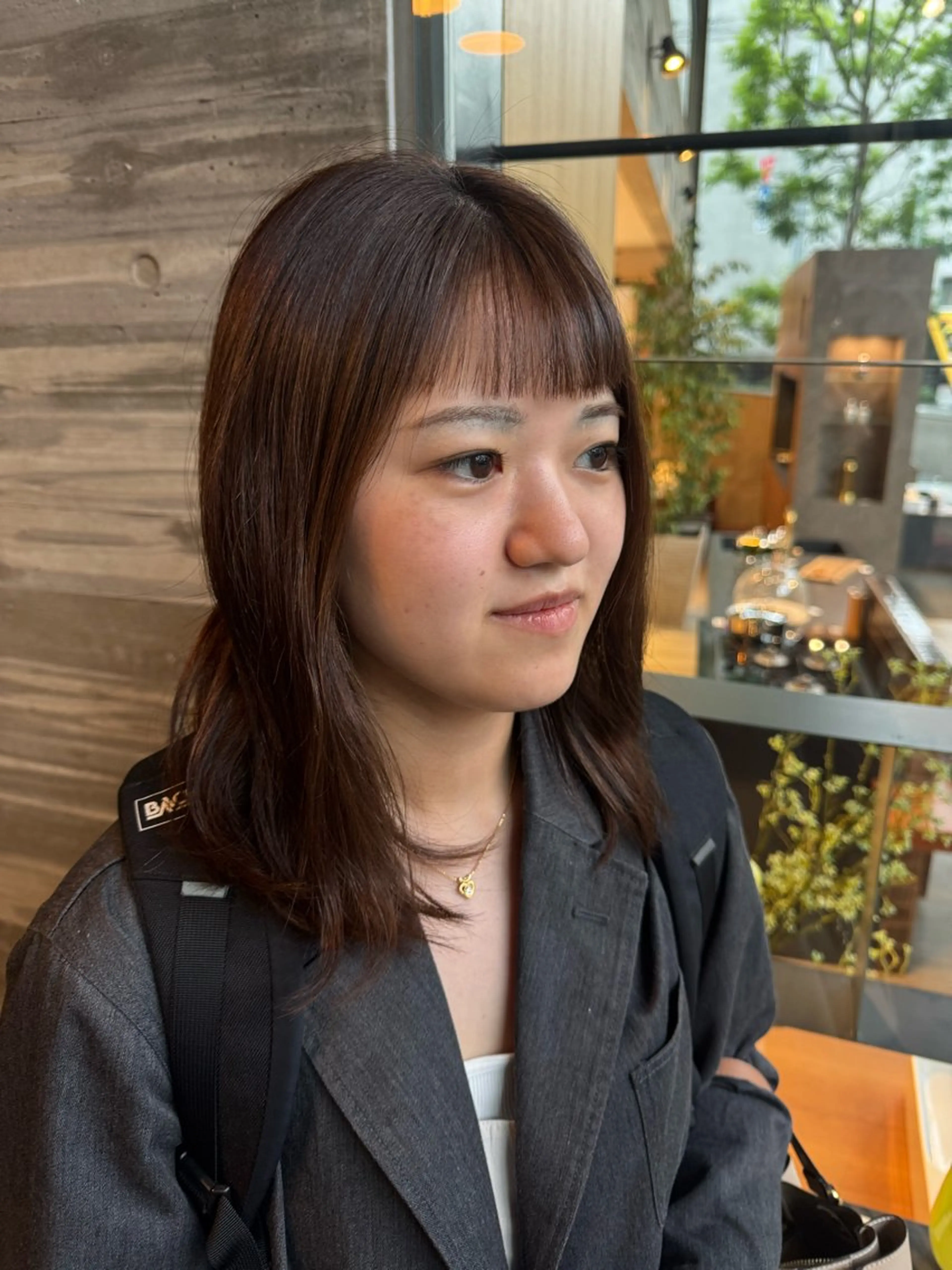 ミディアム カット ヘアカラー トリートメント 大人可愛い♡コテ巻き パーマ🌼杉田 萌恵のヘアスタイル