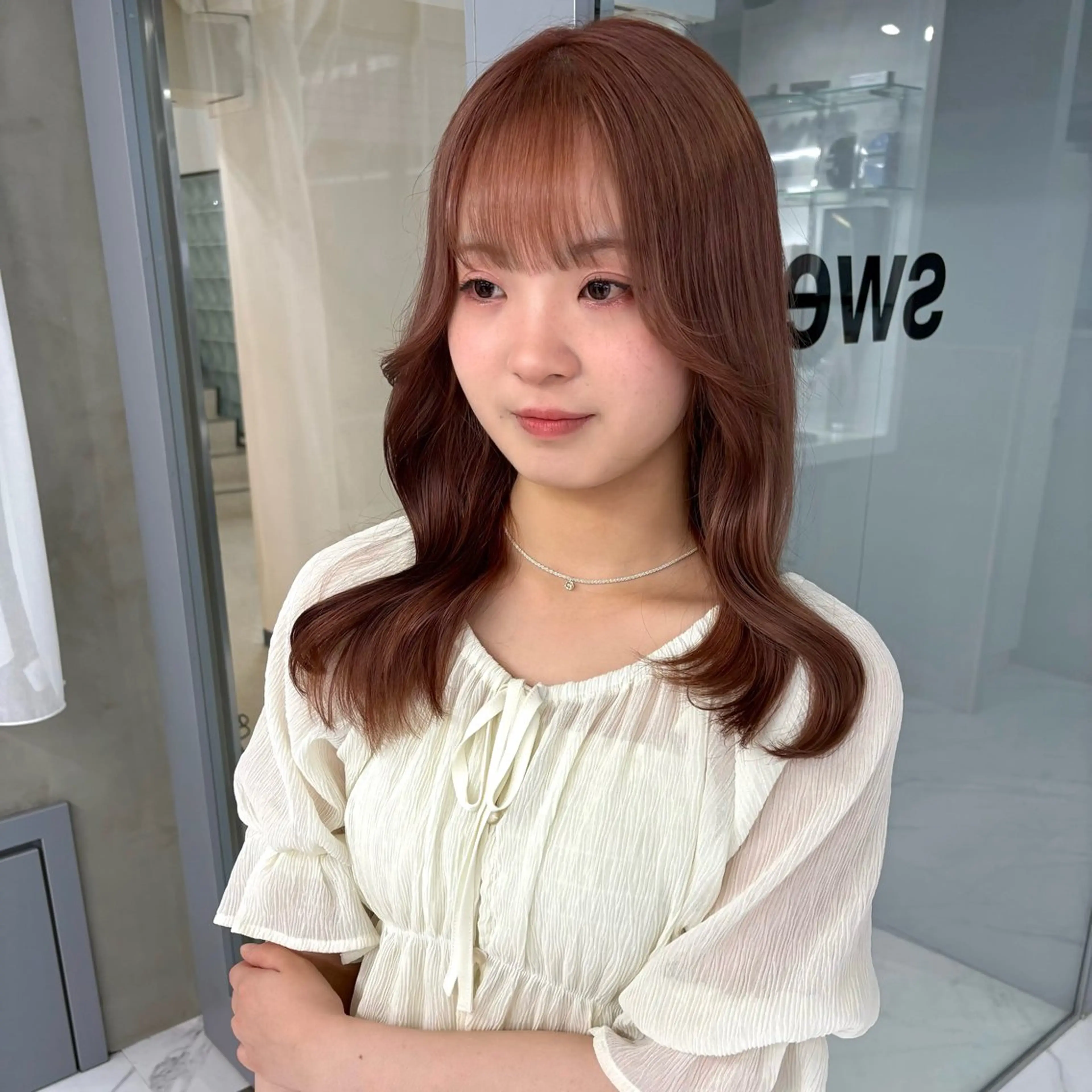 ミディアム カラー ブリーチ ブリーチなしカラー ヘアカラー Miyu🎀レイヤー ／透明感カラー🪽のヘアスタイル