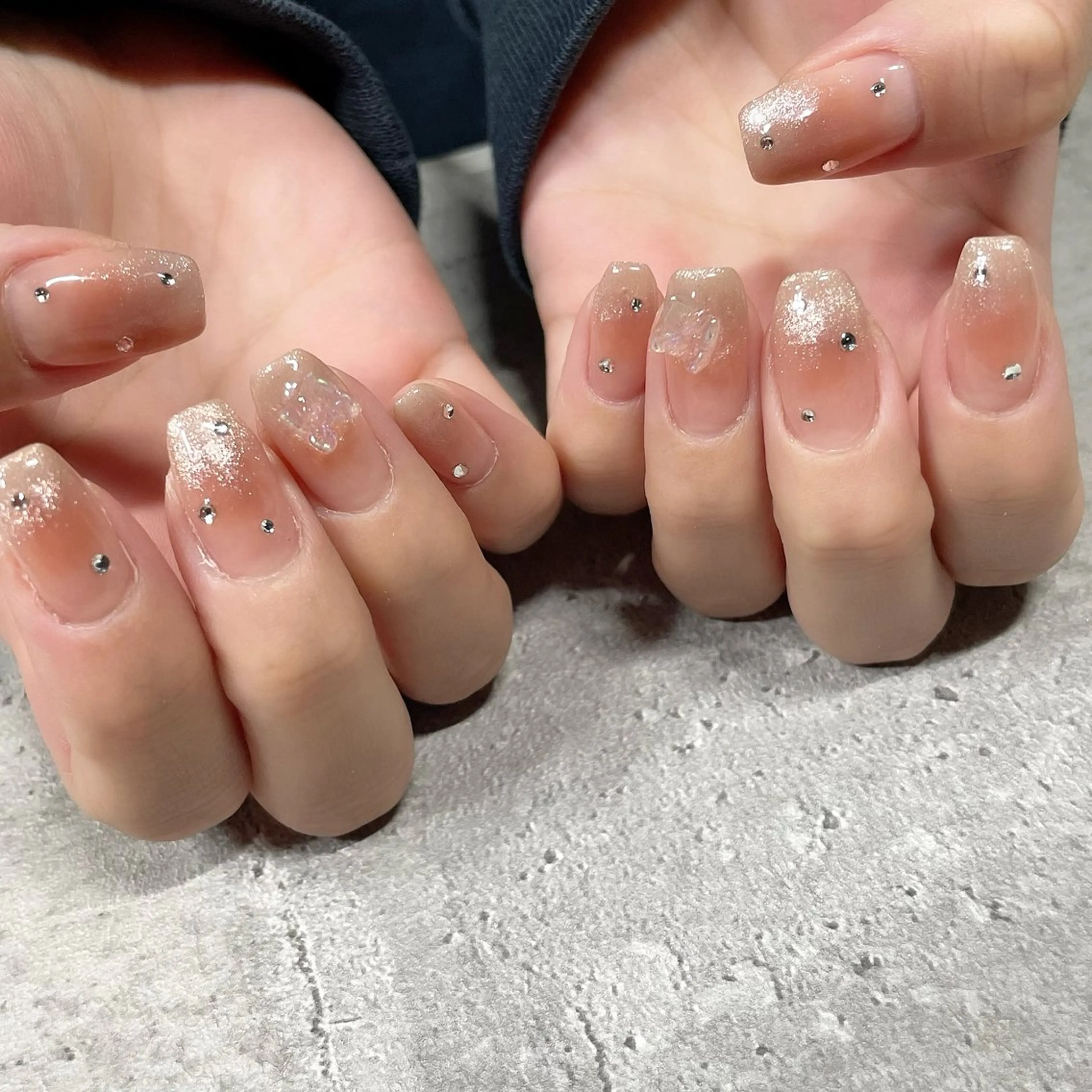 ネイル ジェルネイル 東 千夏のネイルデザイン