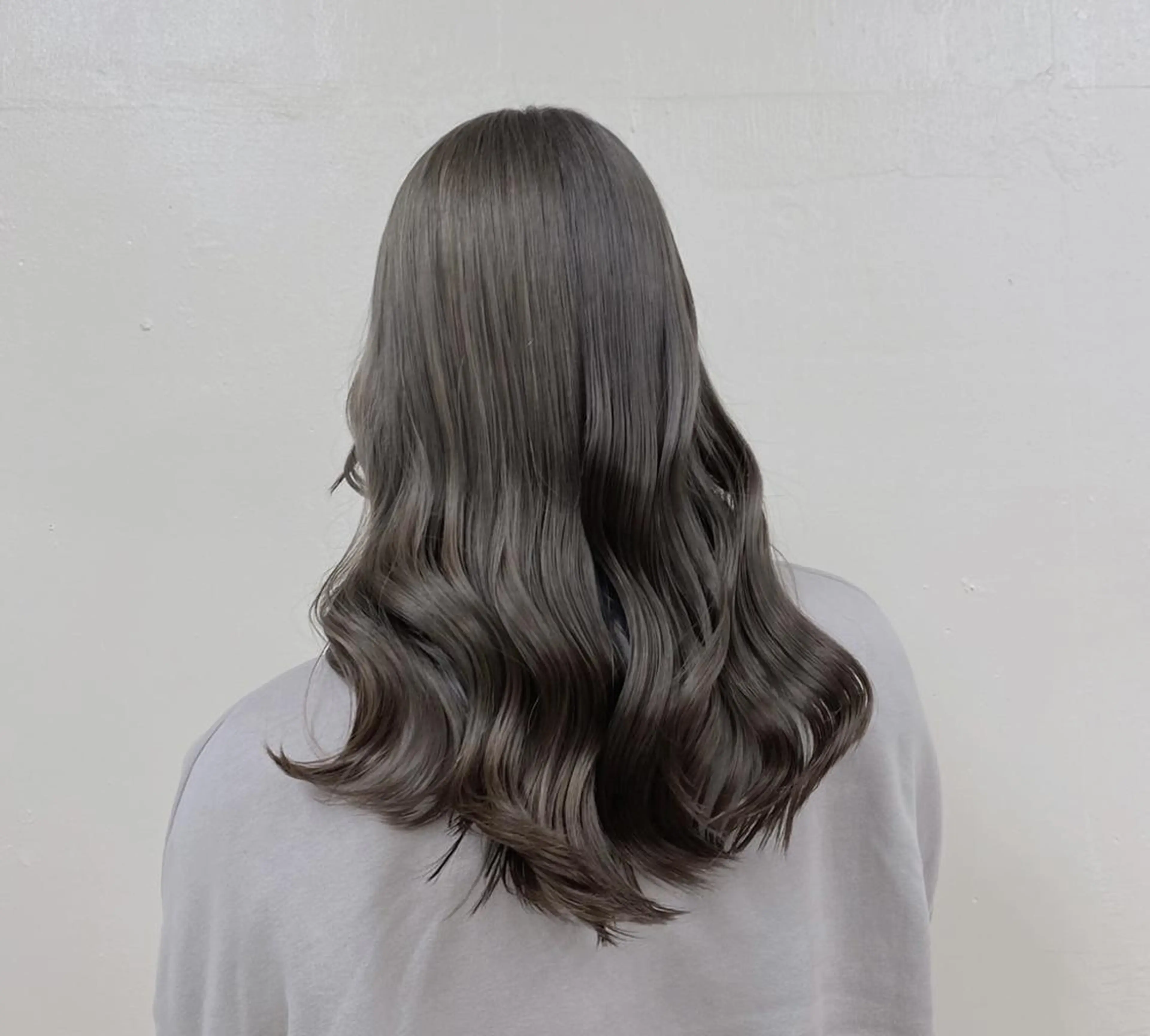 セミロング 公式🎠LAND 池袋店🎠のヘアスタイル