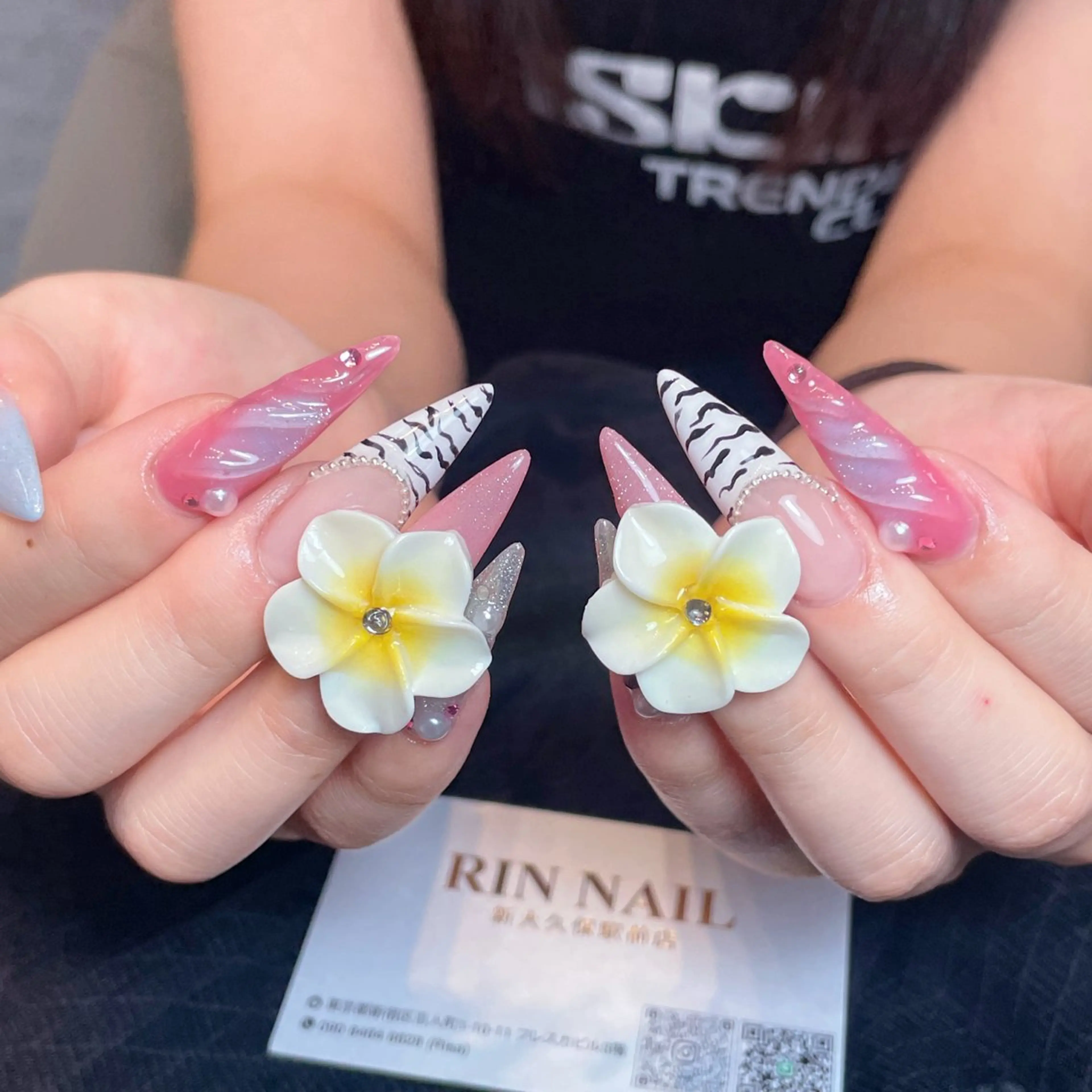 ネイル フレンチネイル ジェルネイル 韓国ネイル マグネットネイル ネイルチップ Rin Nail 新大久保店のネイルデザイン