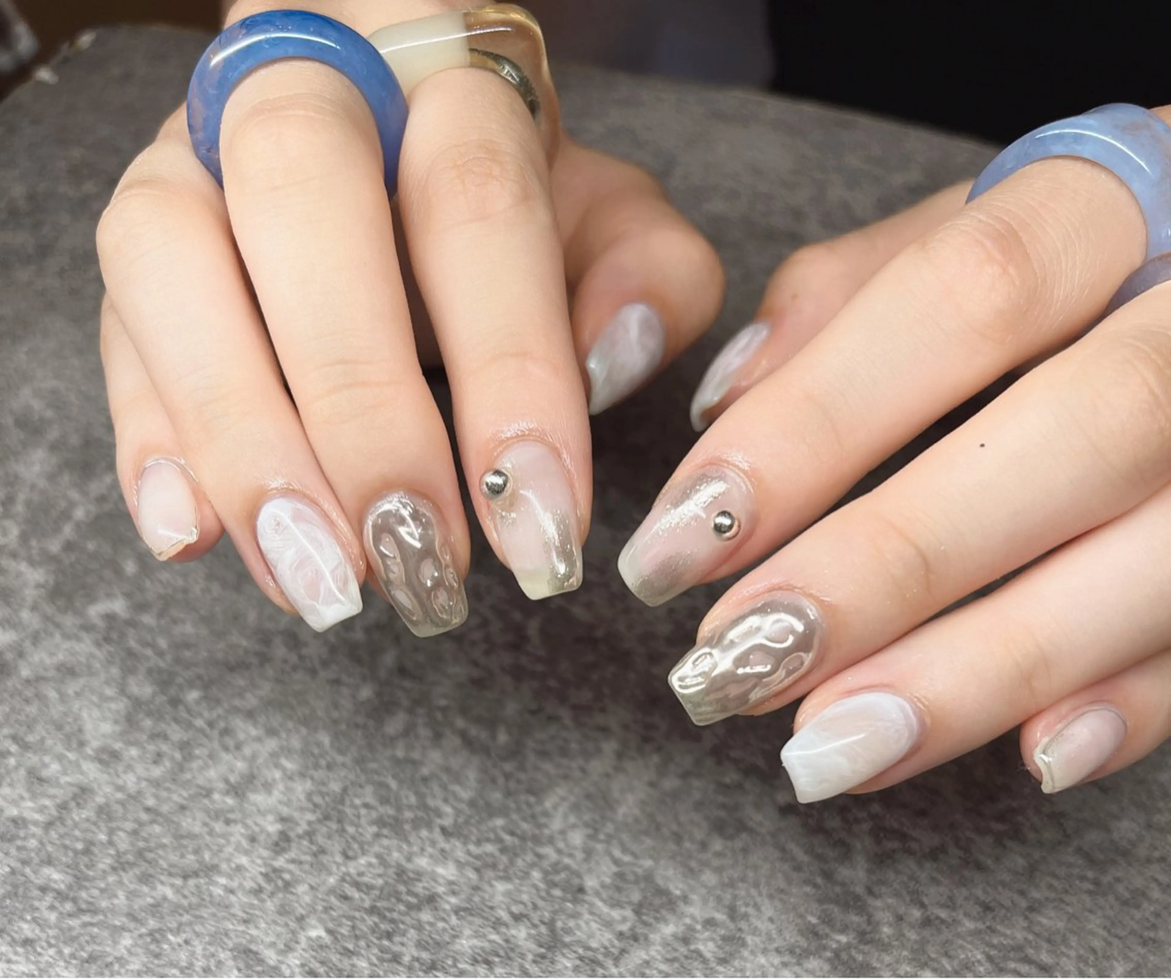 ネイル R inのネイルデザイン