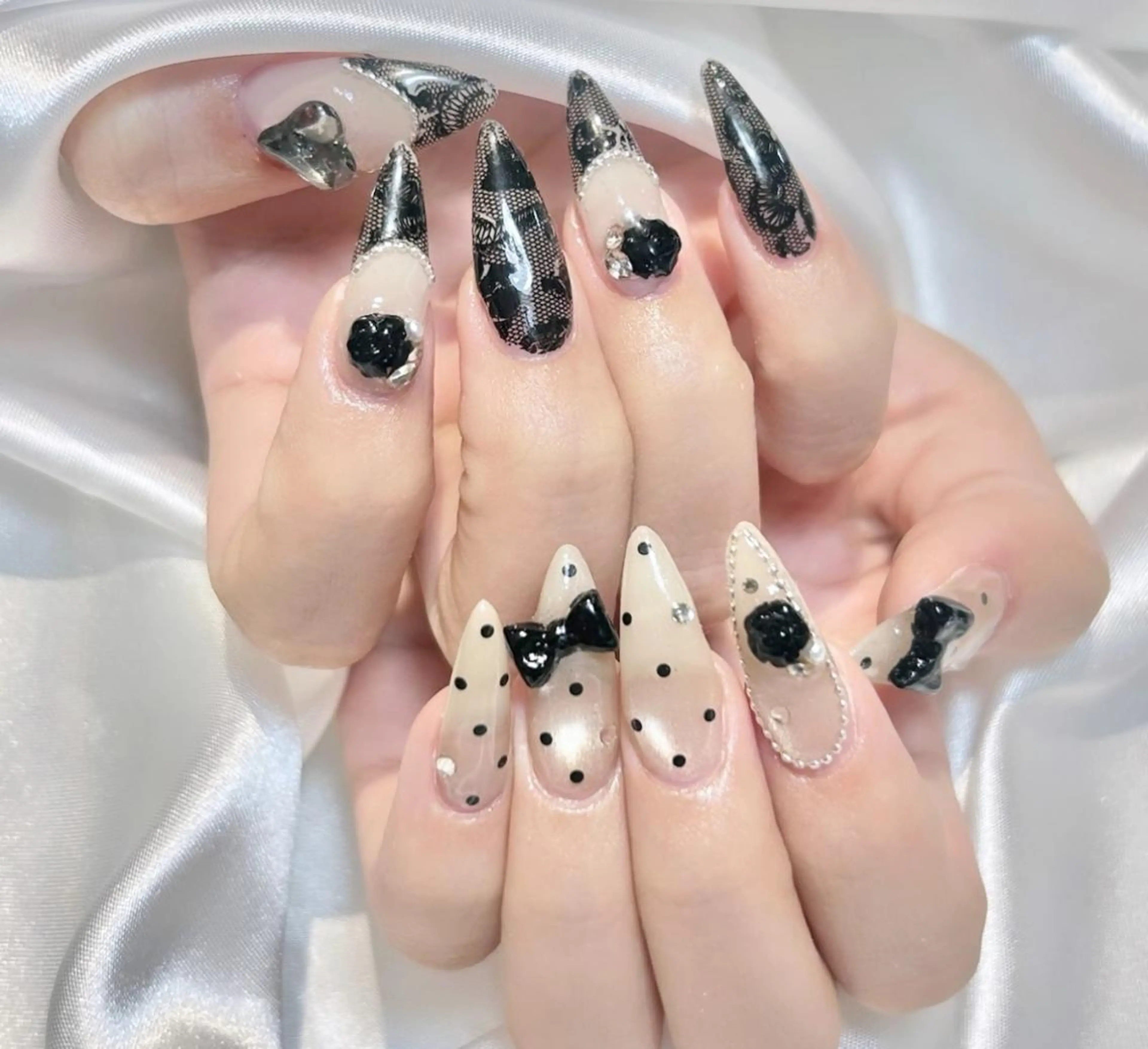 ネイル ハンドネイル WISTERIA SAKAEのネイルデザイン