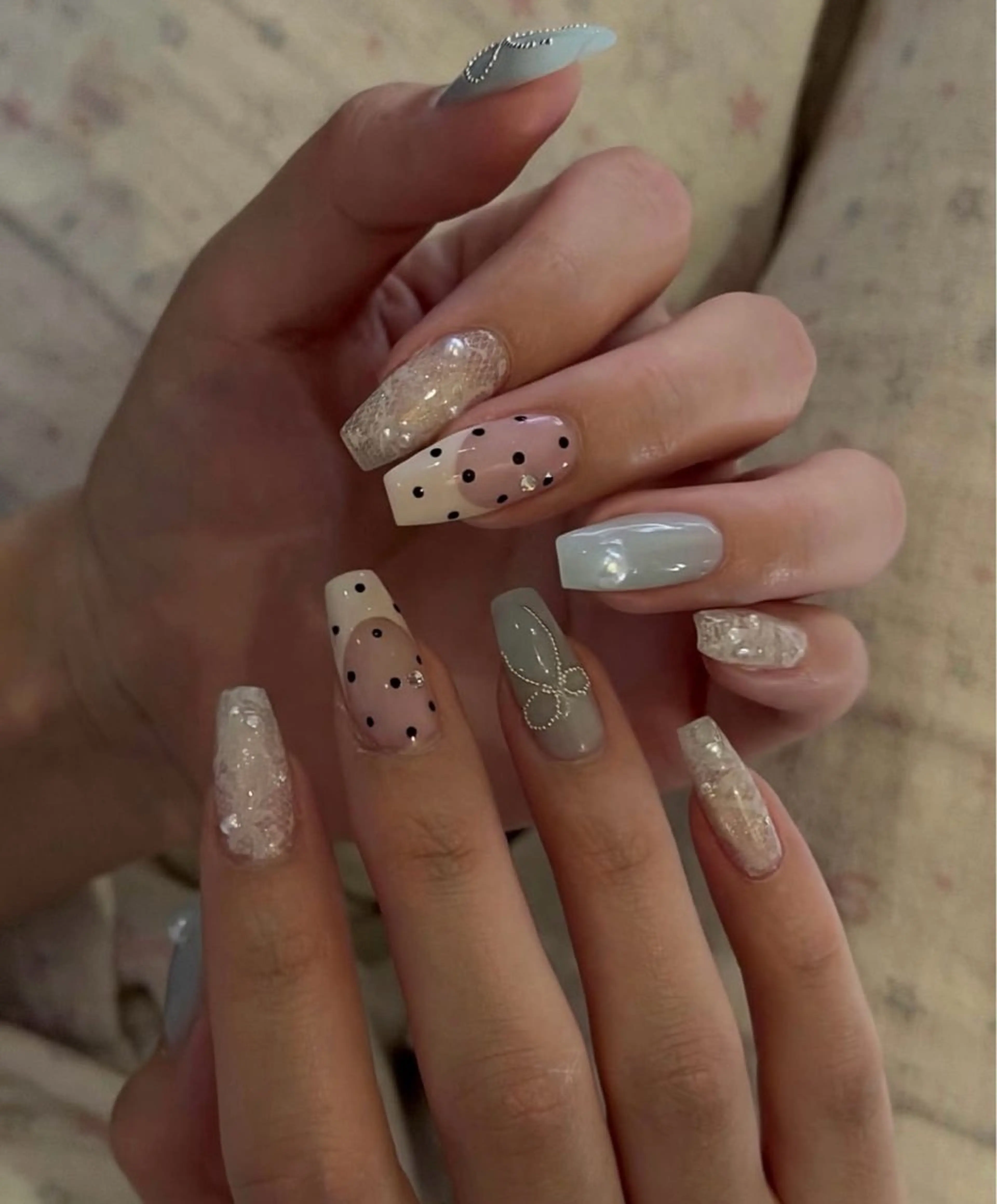 ネイル ハンドネイル NiJi Nailsのネイルデザイン
