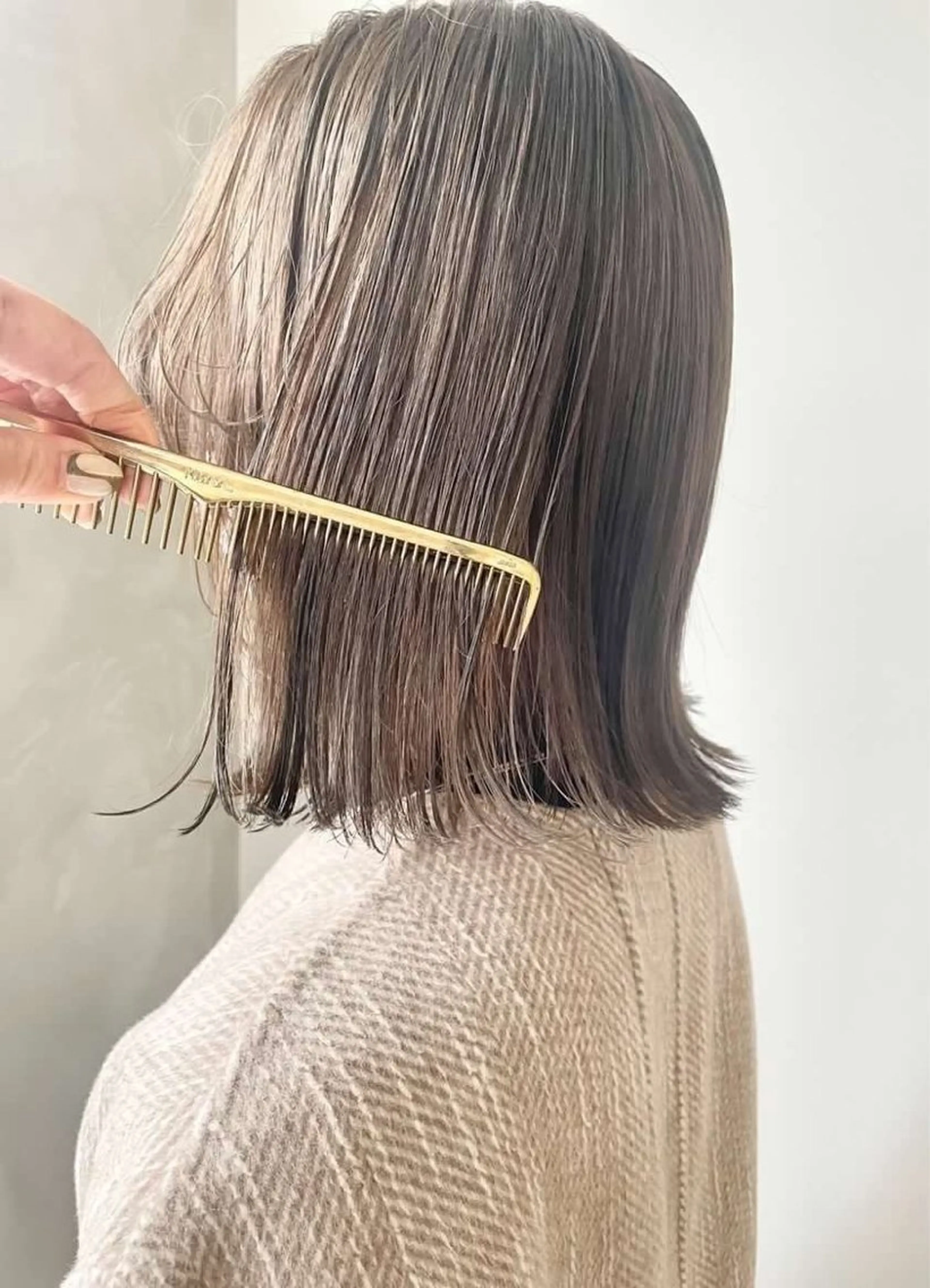 カラー ベージュカラー ブリーチ ハイトーンカラー ハイトーンベージュ 🫒🫒ブリーチなし 艶カラー🫒ヤマシロのヘアスタイル