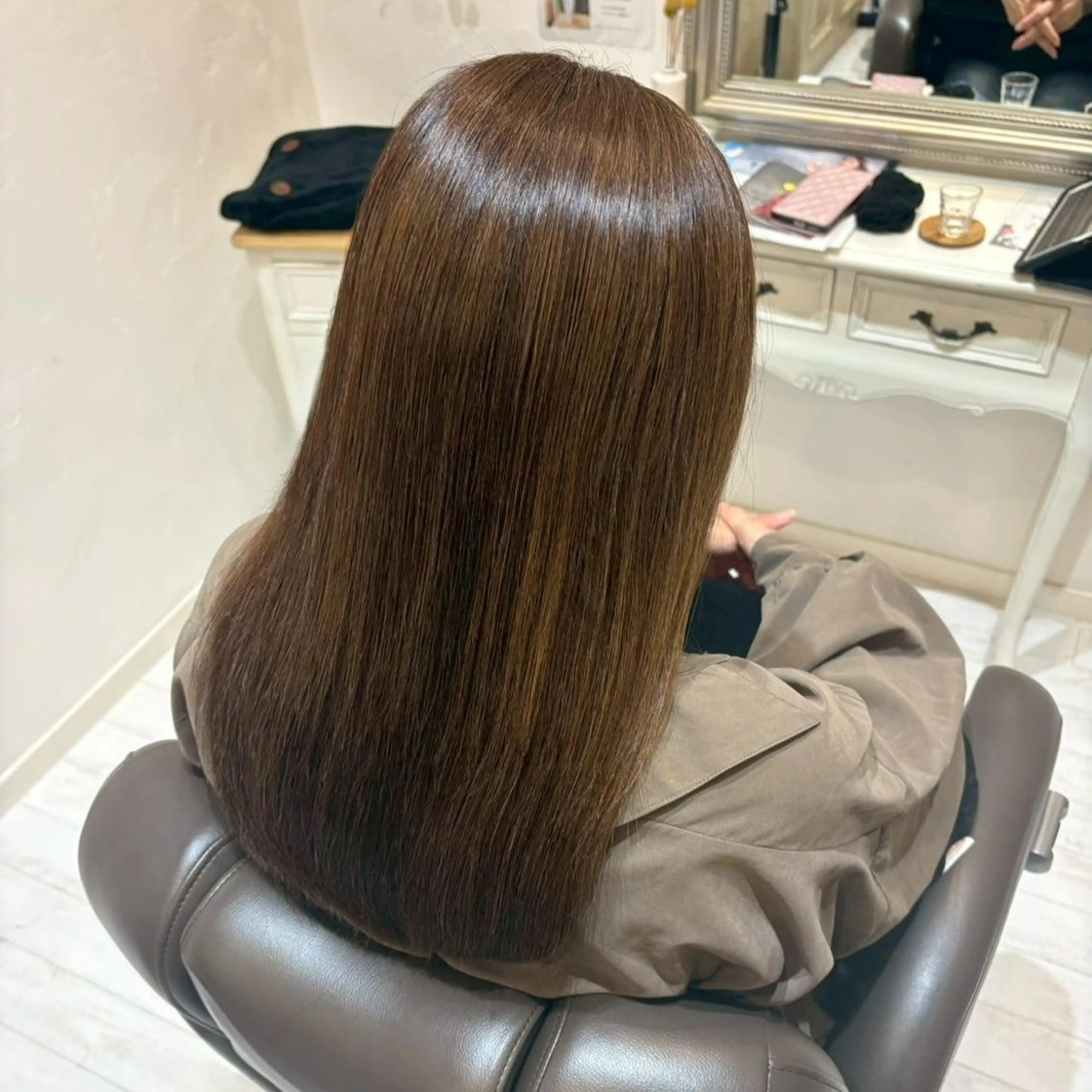 セミロング 髪質改善 縮毛矯正 トリートメント カット ヘアカラー トリートメント ヘッドスパ 艶髪/髪質改善‎🤍 原田真心🫧のヘアスタイル