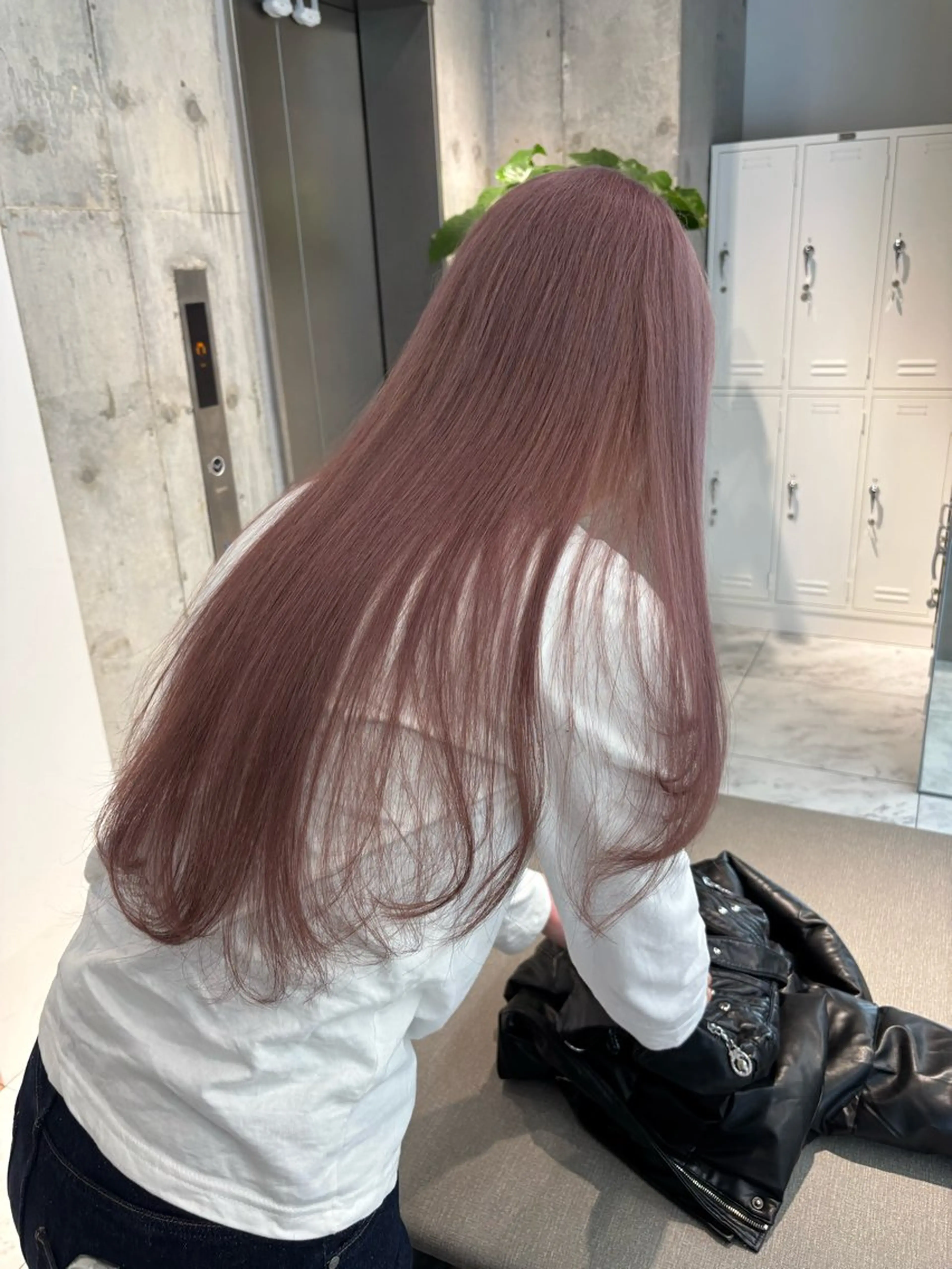 ミディアム カラー ブリーチ ボブ 韓国風ヘア レイヤーカット トリートメント ヘアカラー rina／ベージュ ワンホン/韓国ヘアのヘアスタイル