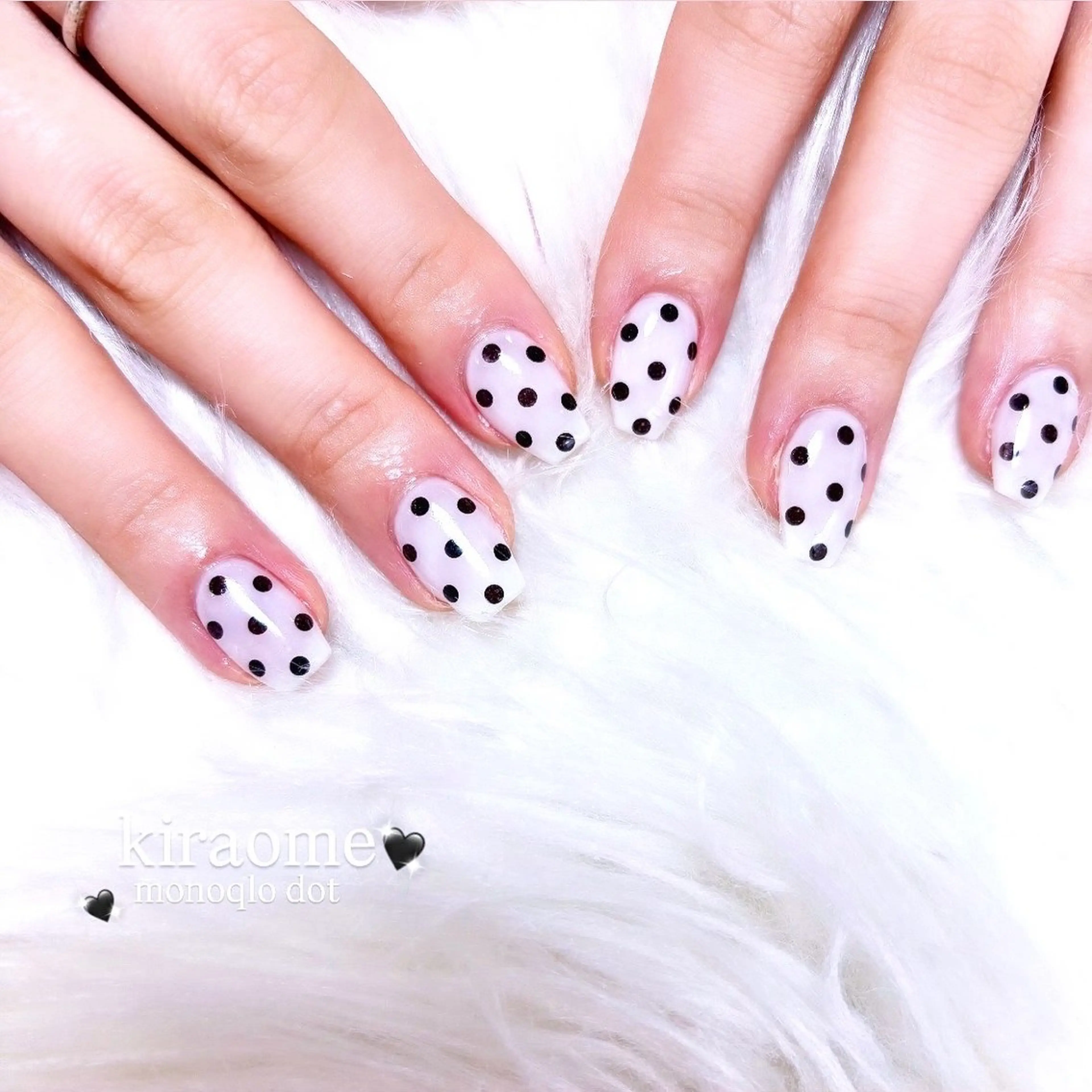 ネイル ドット ハンドネイル キラオメ Neneのネイルデザイン