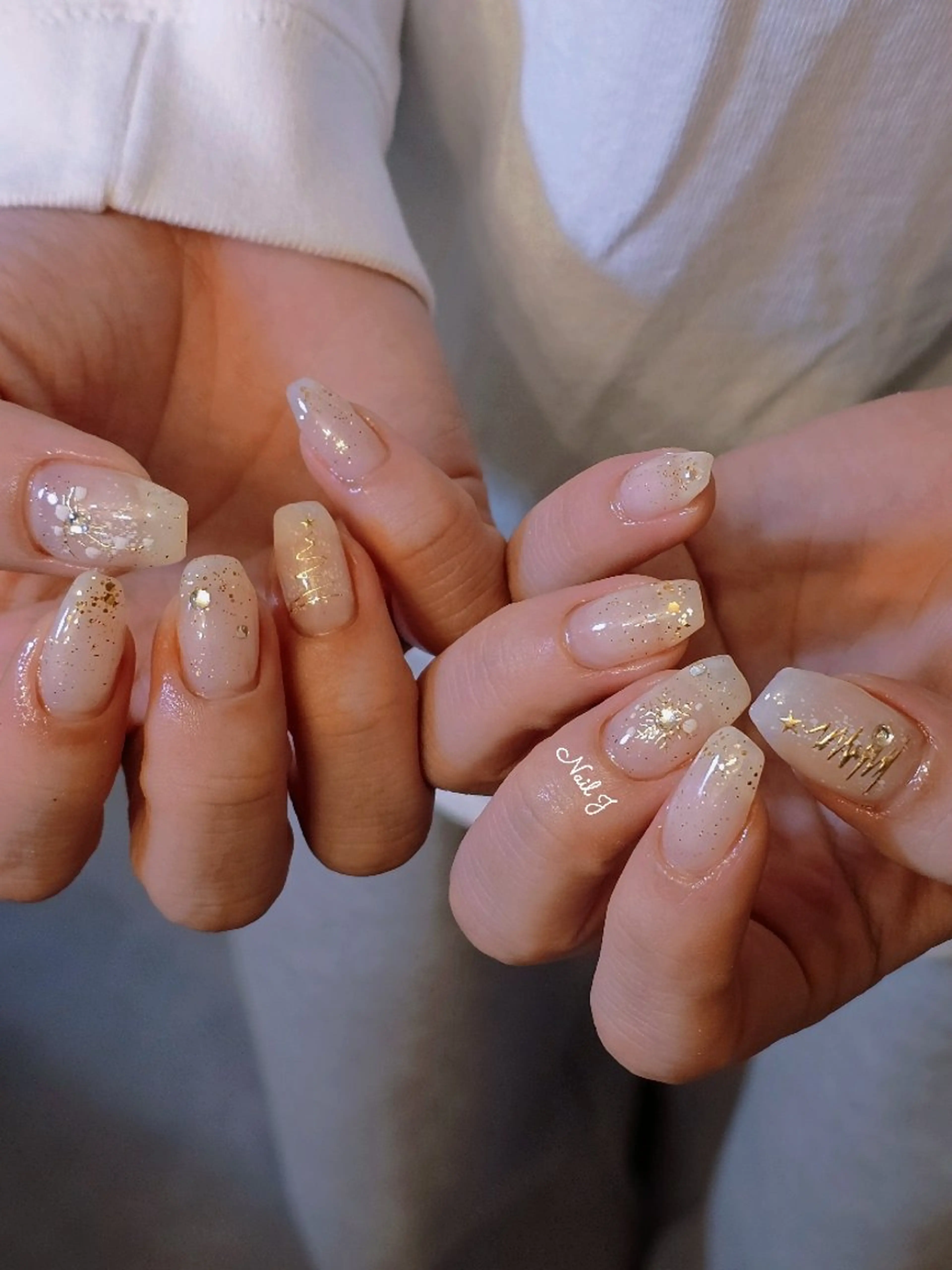 ネイル 韓国ネイル 冬ネイル クリスマス ハンドネイル Nail Jのネイルデザイン