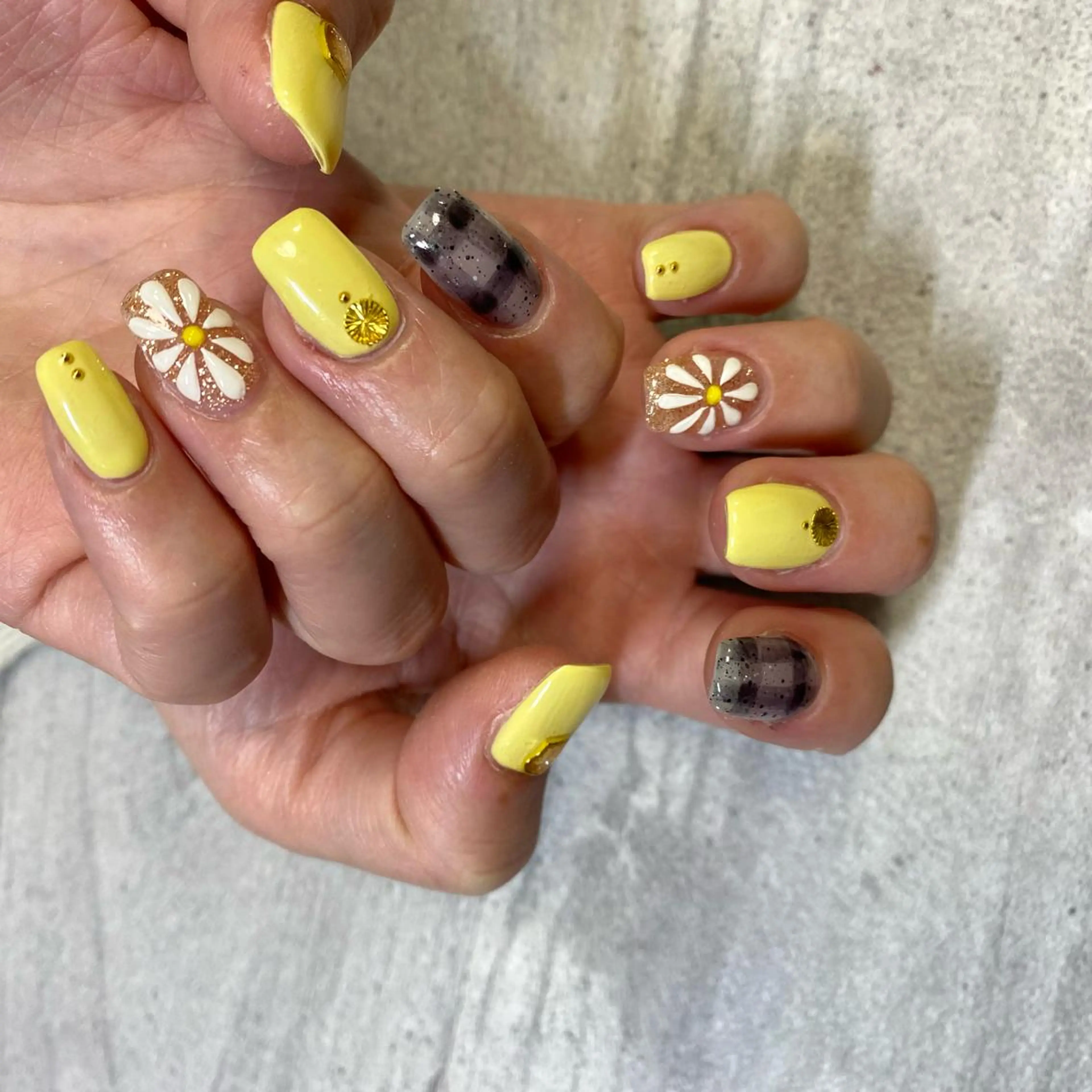 カラー パーマ ヘアアレンジ メンズ キッズ ネイル マツエク・マツパ アイブロウ ハンドネイル ハンドケア 今福鶴見ネイル 8(ｴｲﾄ)のネイルデザイン