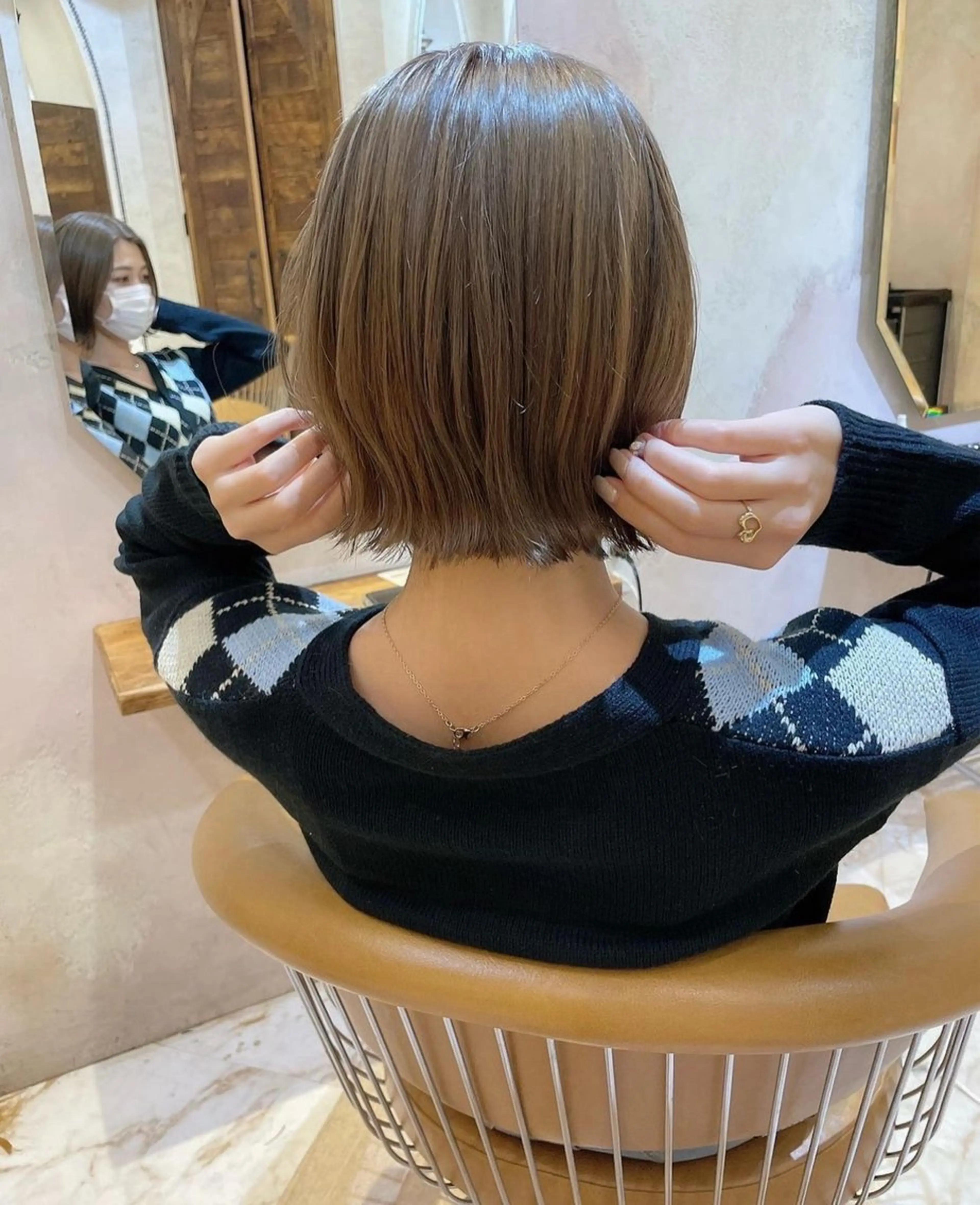 ミディアム ショートボブ 韓国風カラー ボブ くびれヘア エギョモリ ボブ/顔周りカット /縮毛矯正/鈴木隆太のヘアスタイル