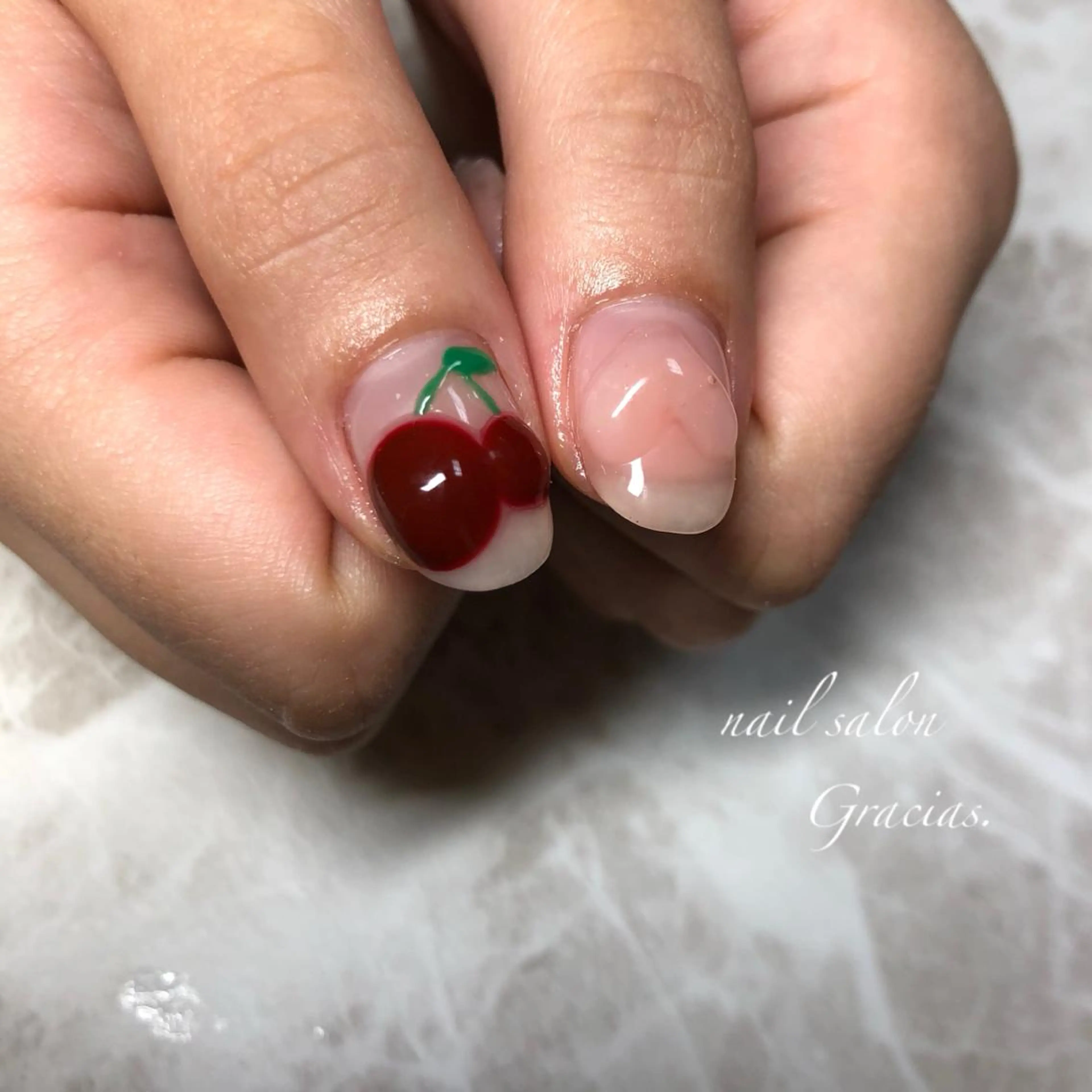 ネイル ハンドネイル Gracias. rieのネイルデザイン