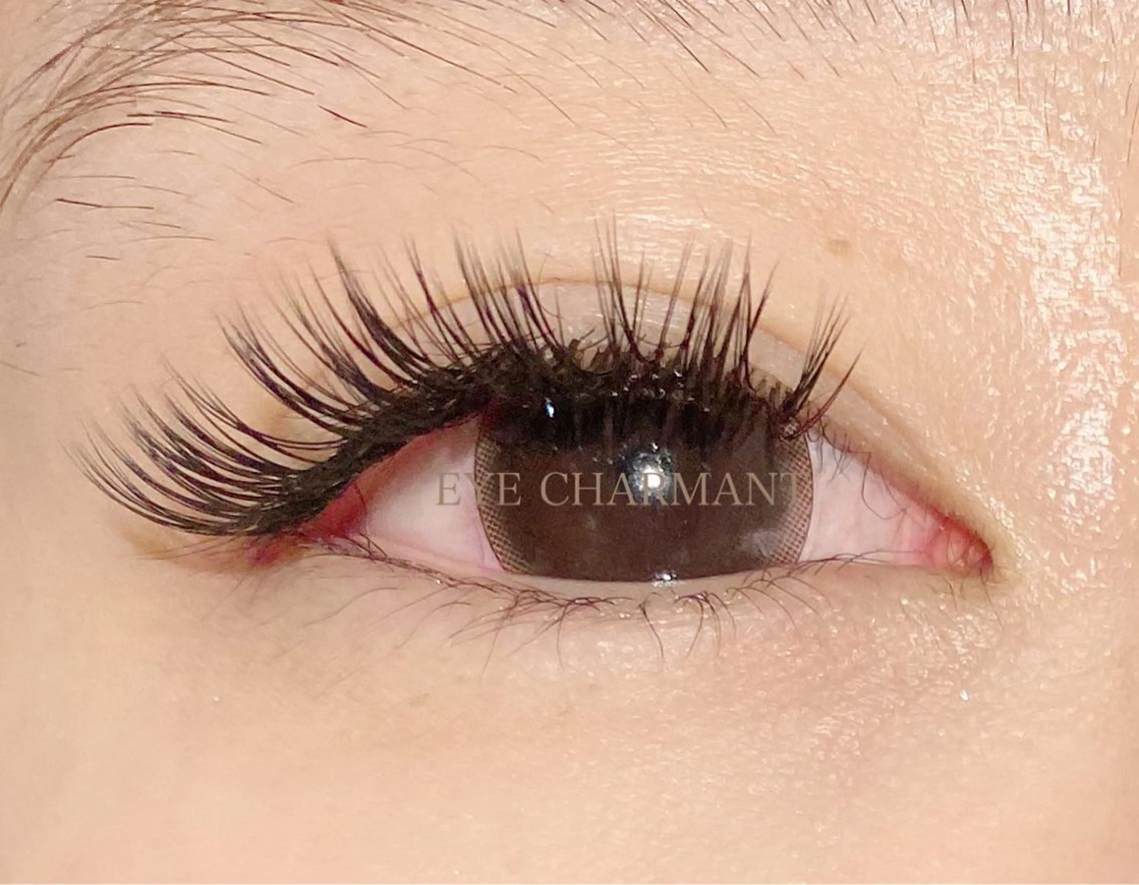 マツエク・マツパ 付け放題 バインドロック マツエク アイデザイナー Key(ケイ)の眉毛・アイブロウイメージ