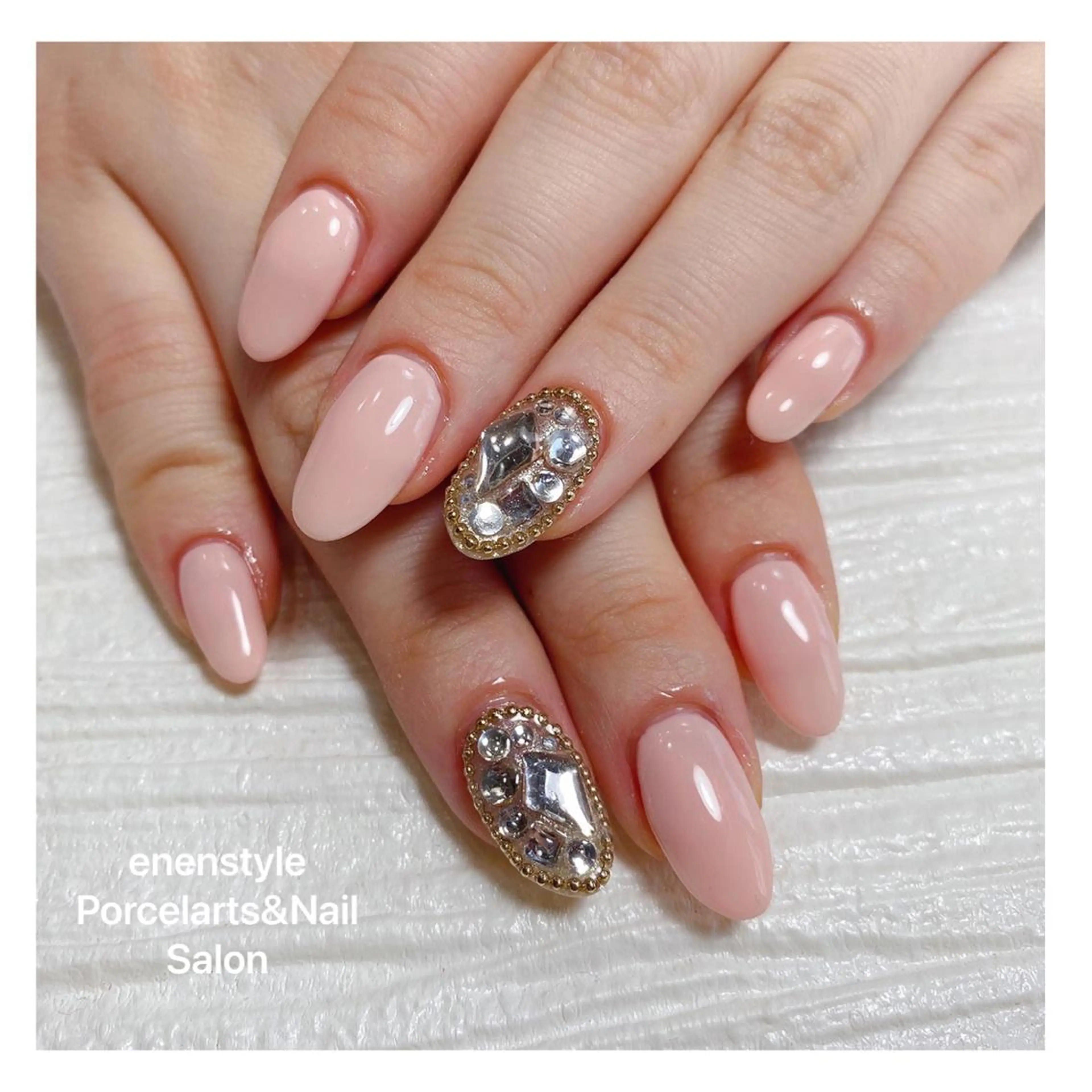 ミディアム ネイル ハンドネイル 👑enen style👑のネイルデザイン