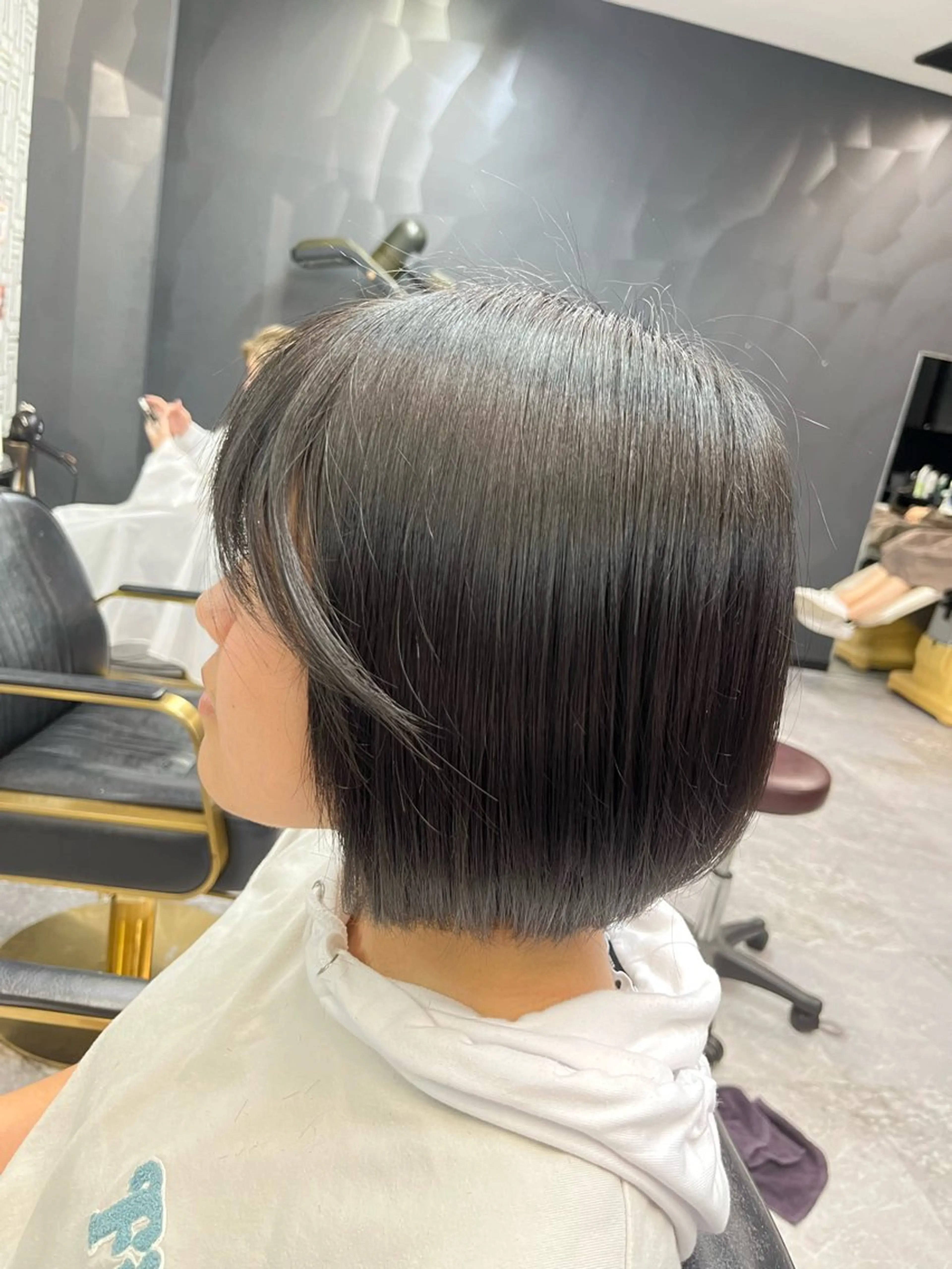 ミディアム カット 縮毛矯正 池田 亮雅のヘアスタイル