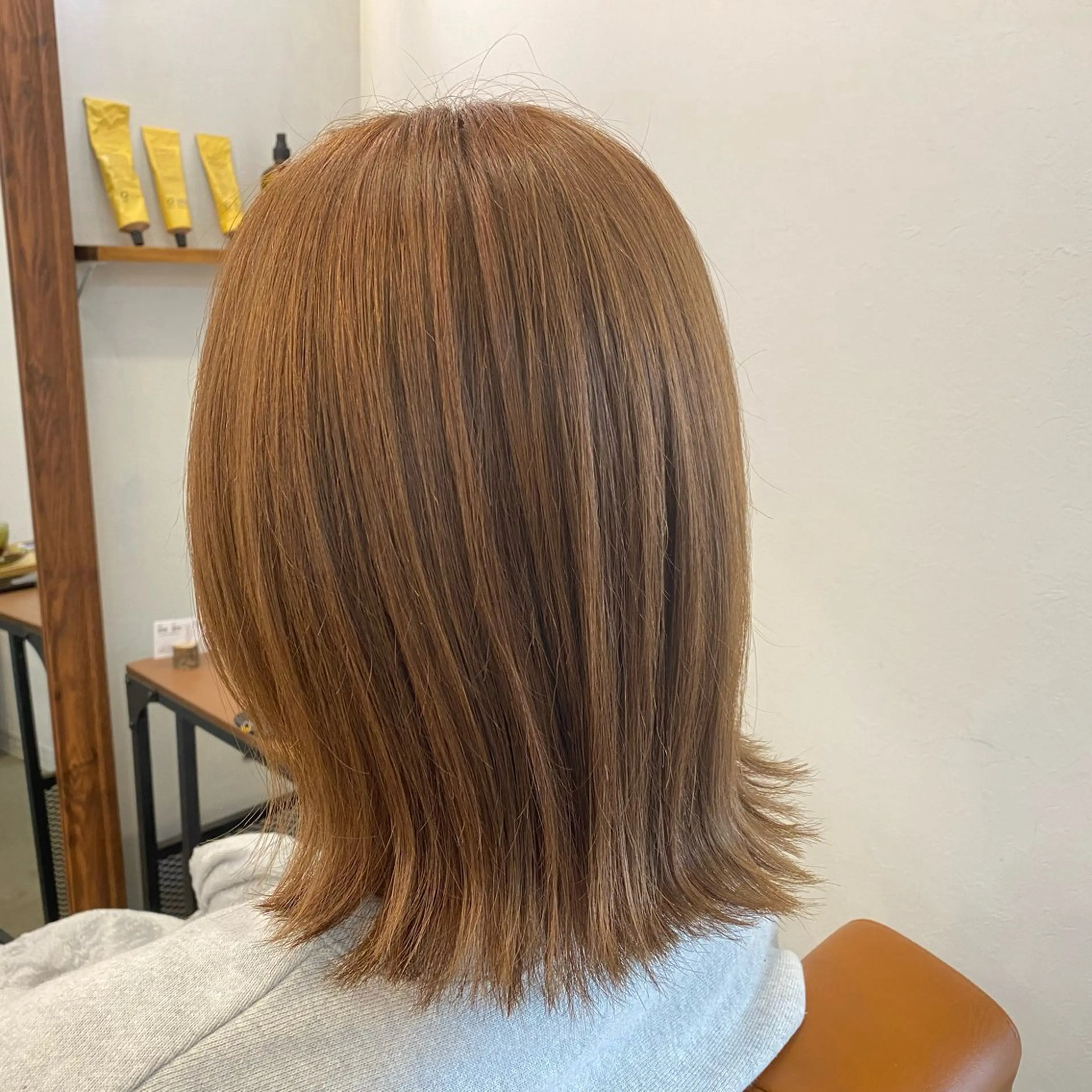 セミロング カラー 木宮 美緒のヘアスタイル